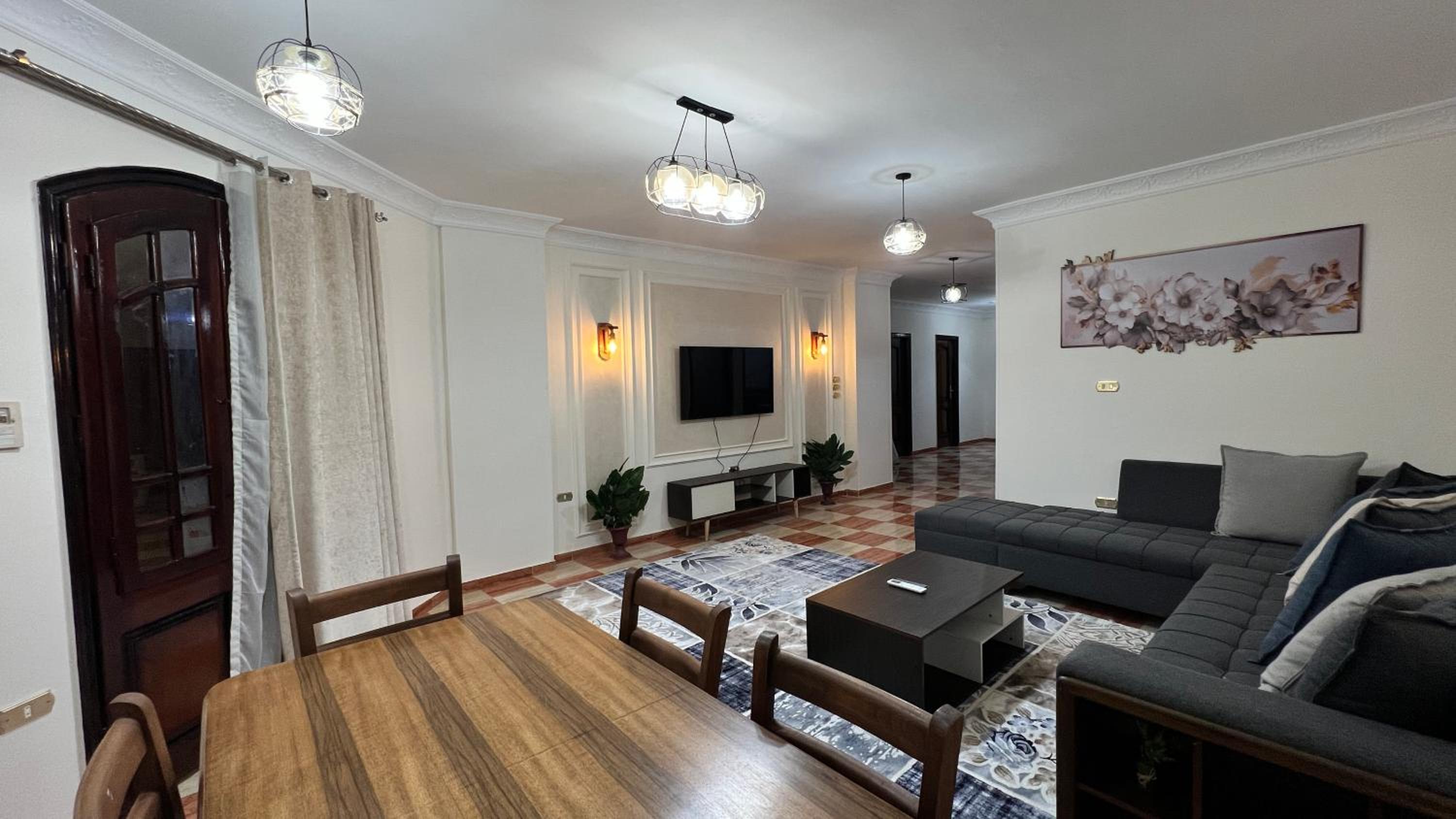Three-Bedroom Apartment photo 1