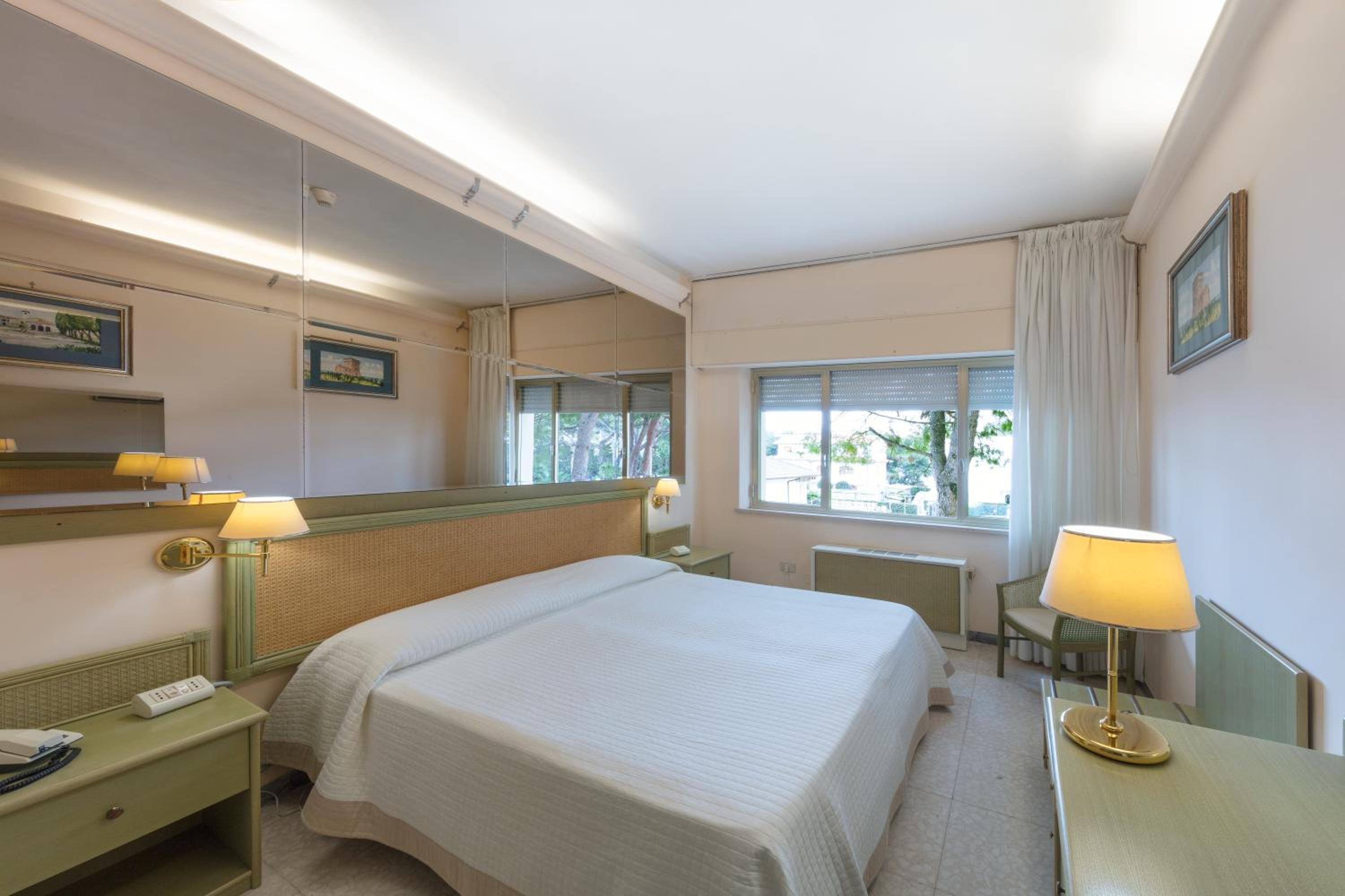  Double Room with garden View - Photo 1