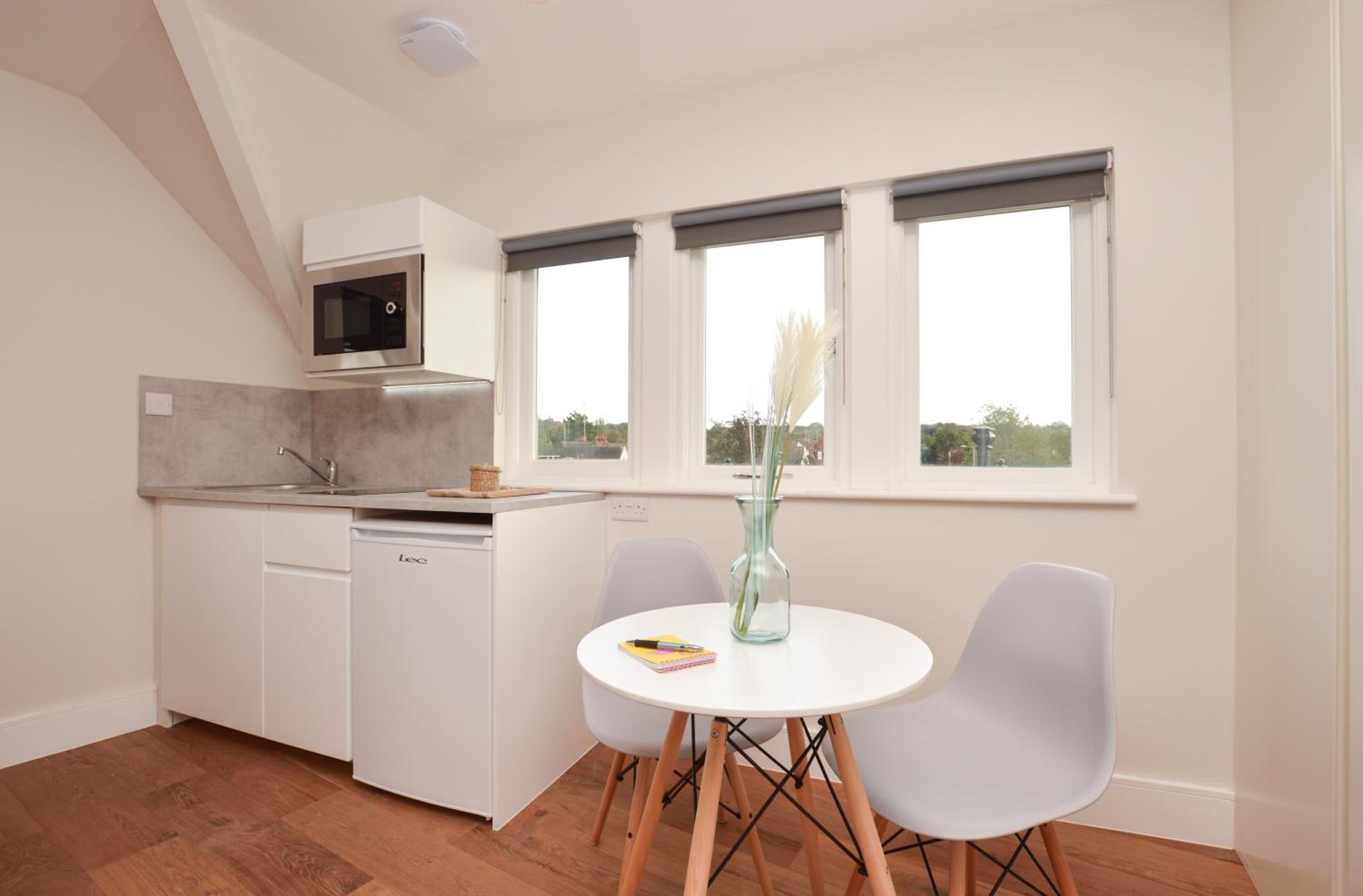 Split Level Deluxe Studio Apartment photo 3
