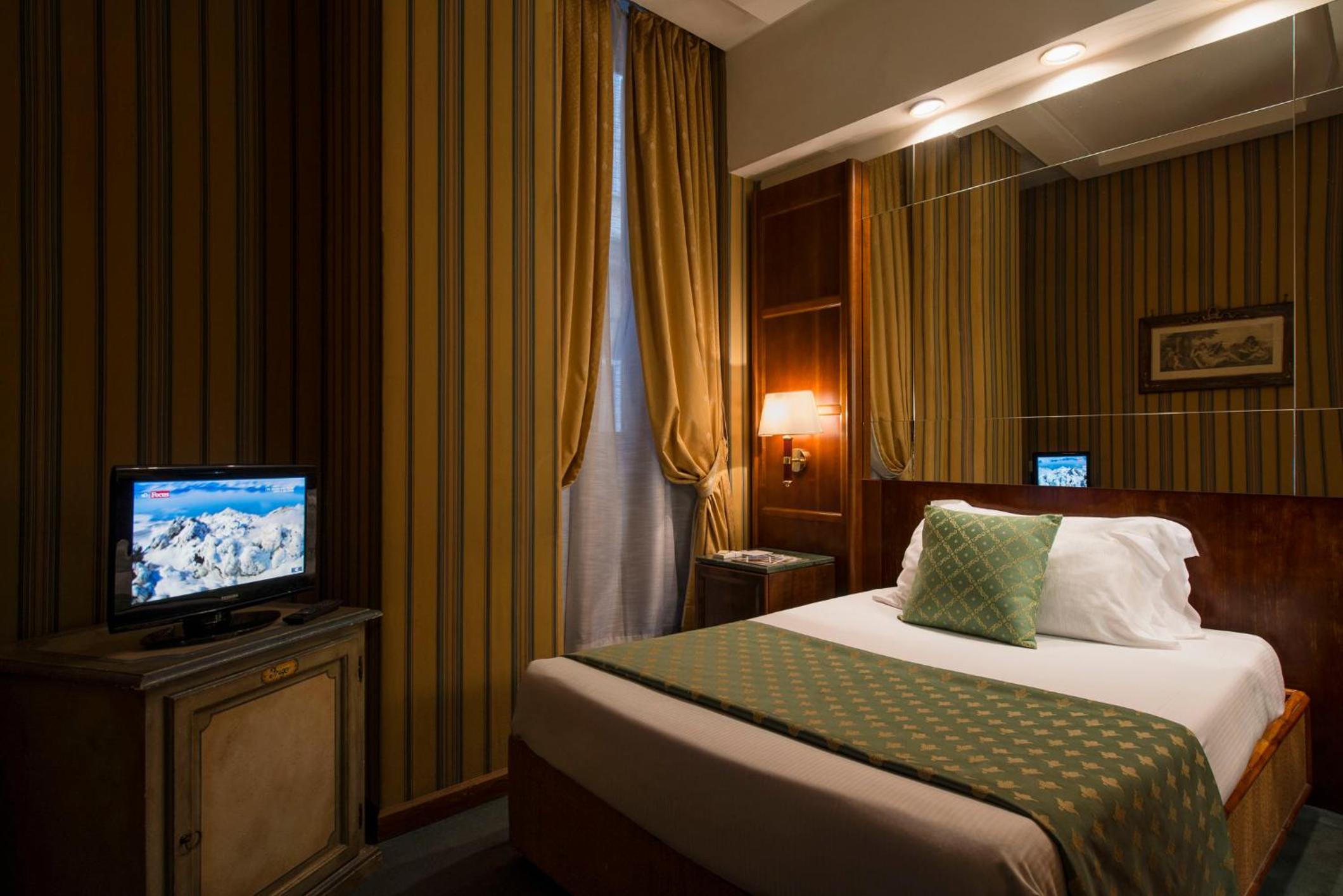 Classic Double or Twin Room photo 1