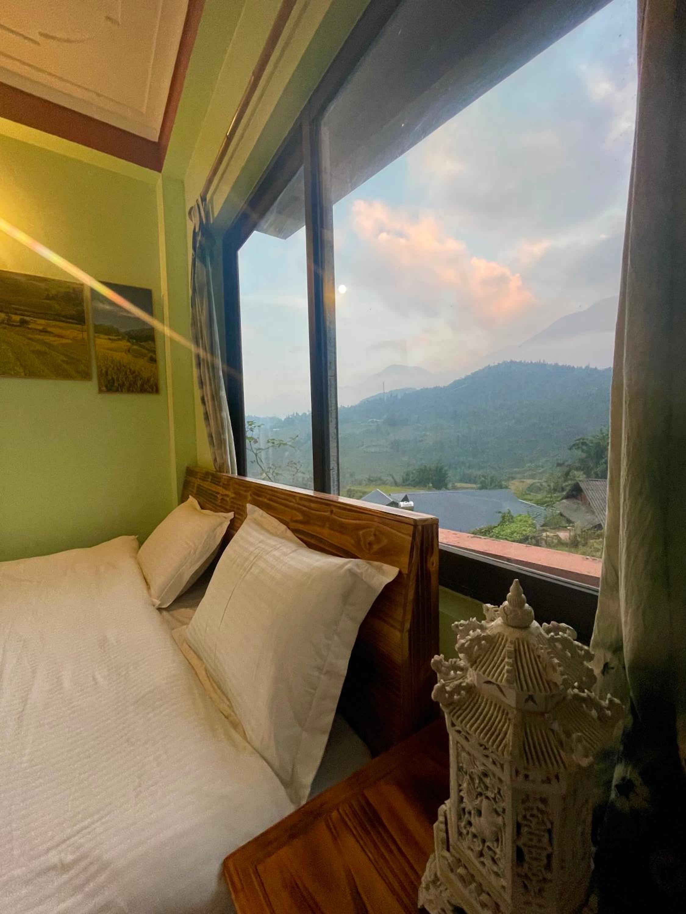 King Room with Balcony photo 2