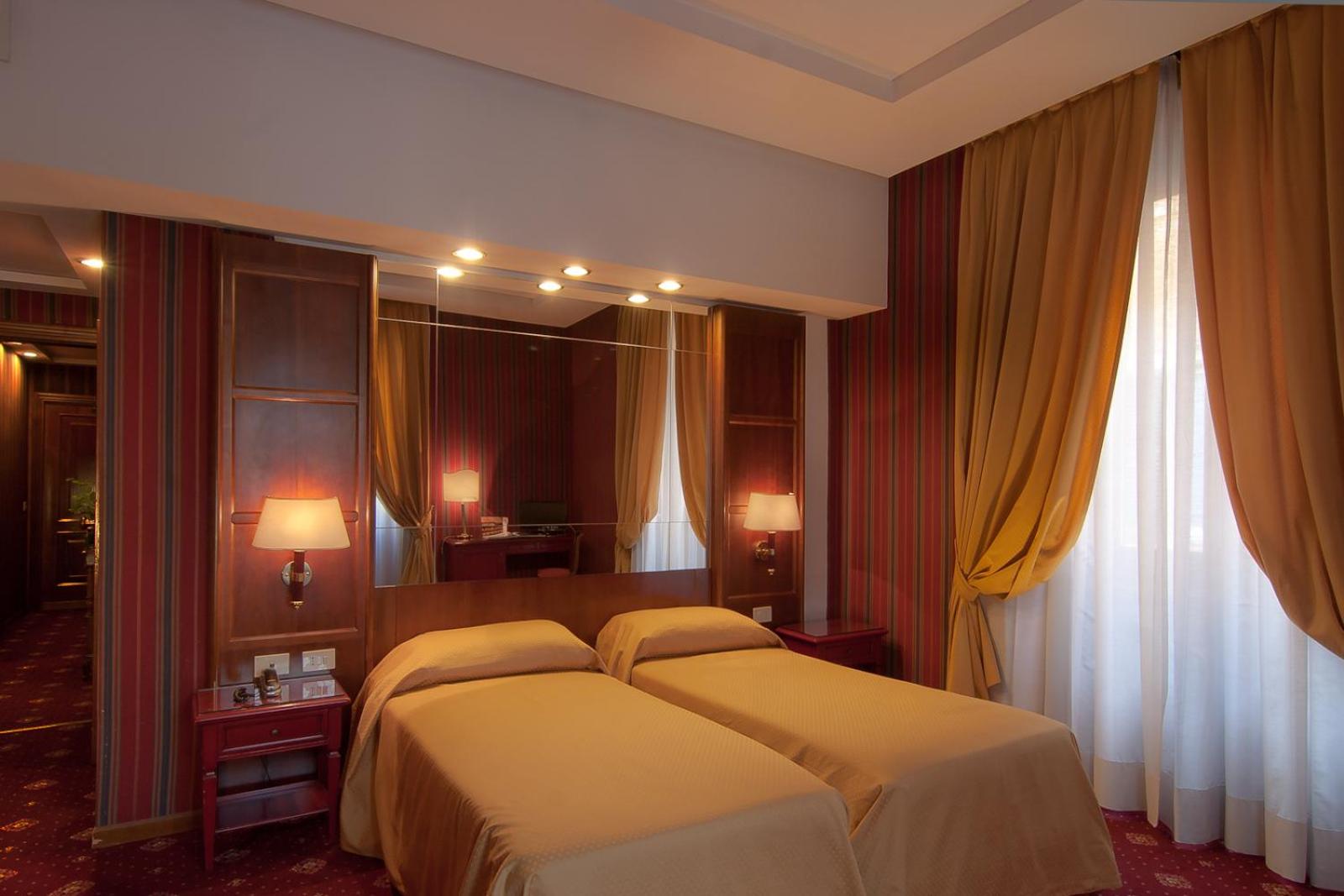 Classic Double or Twin Room photo 3