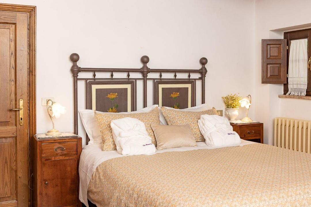 Studio Apartment photo 1