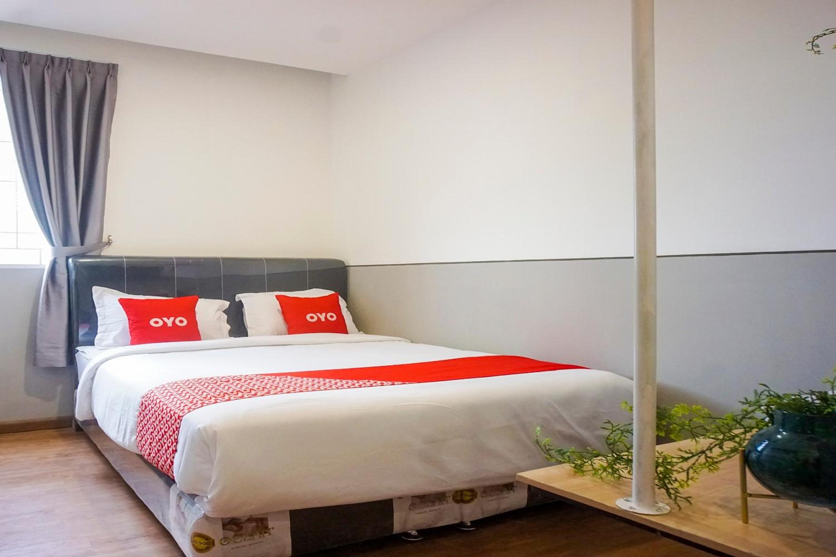 Deluxe Double Room - Photo 7