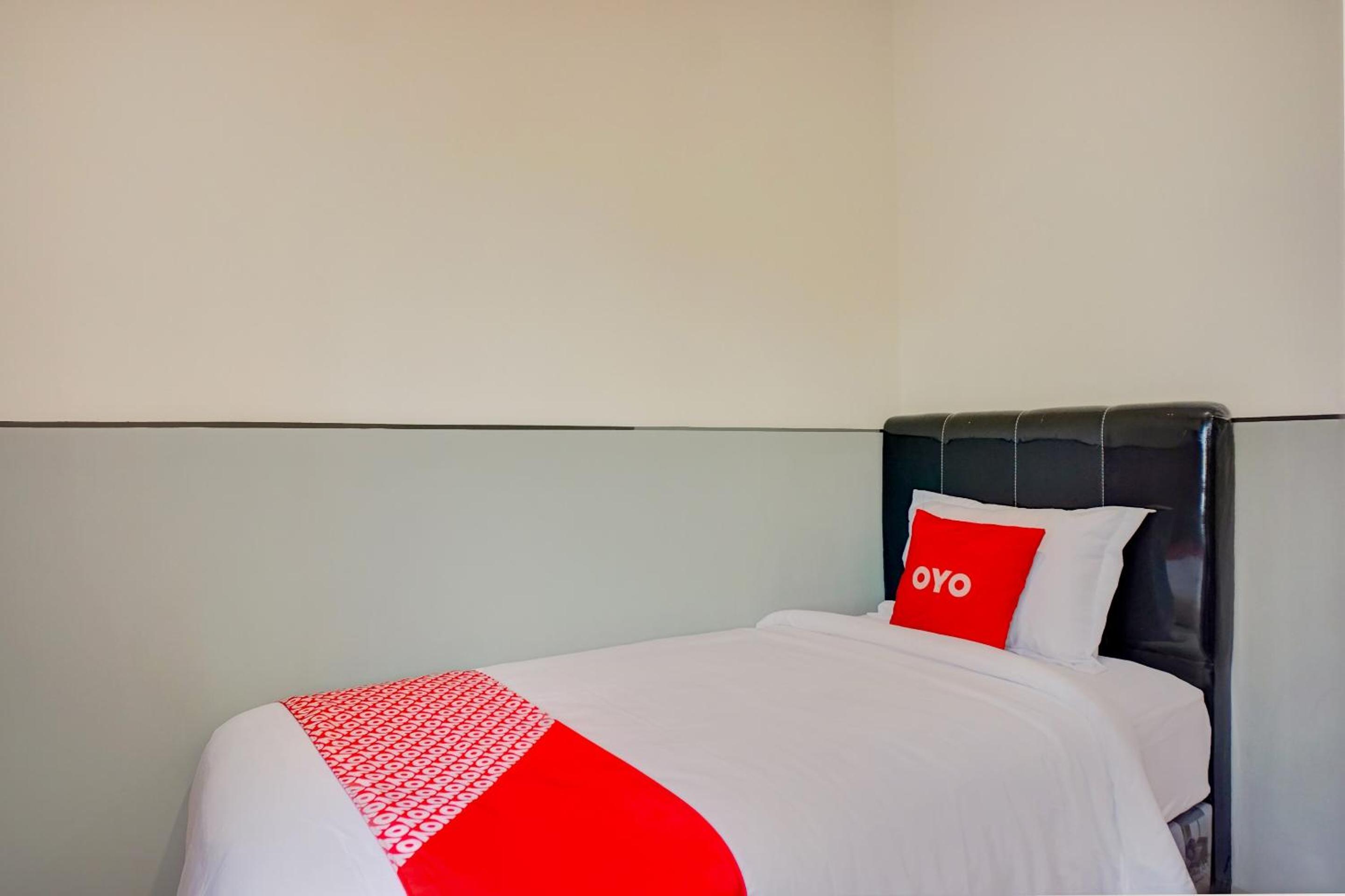Standard Single Room photo 3