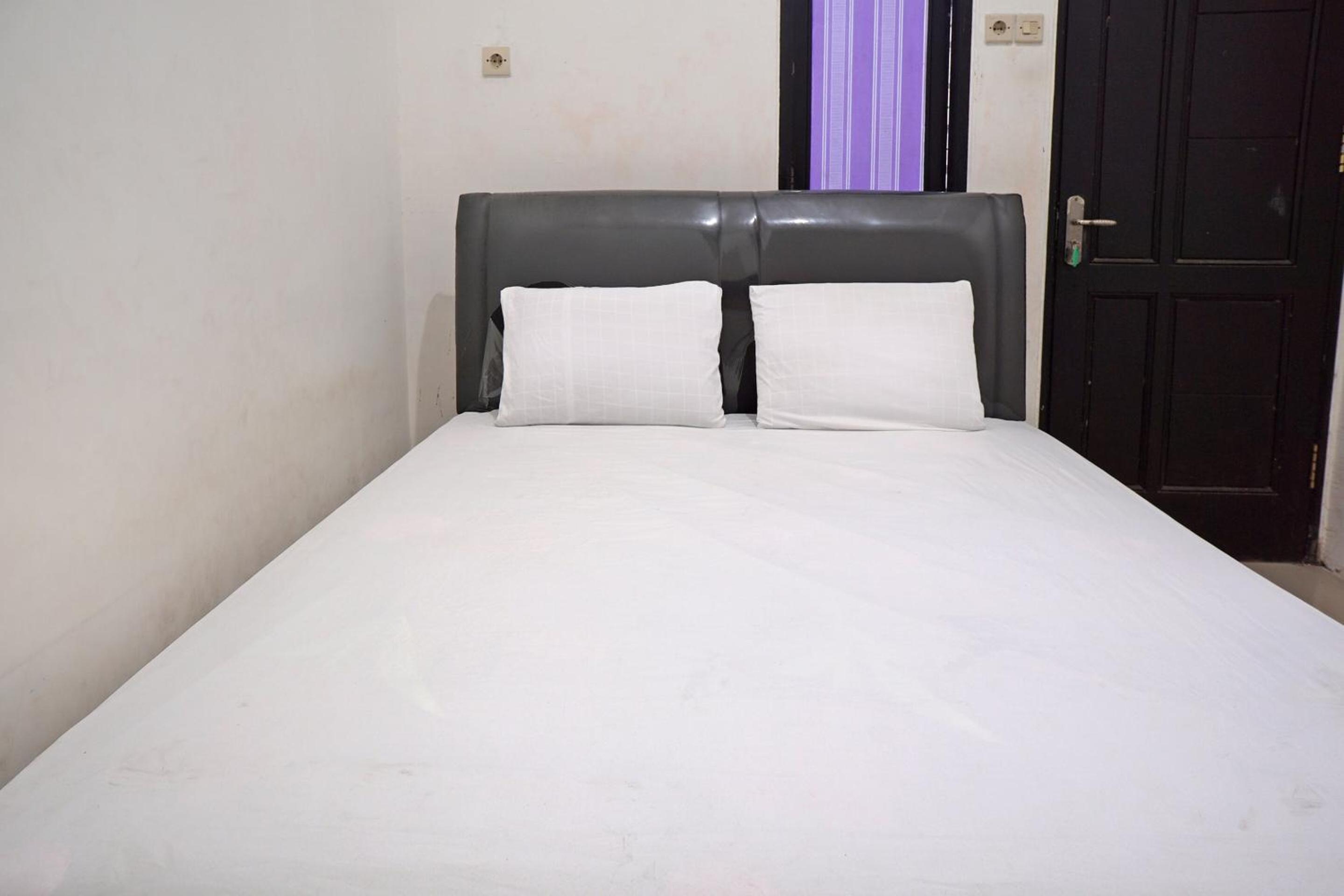 Standard Double Room photo 2
