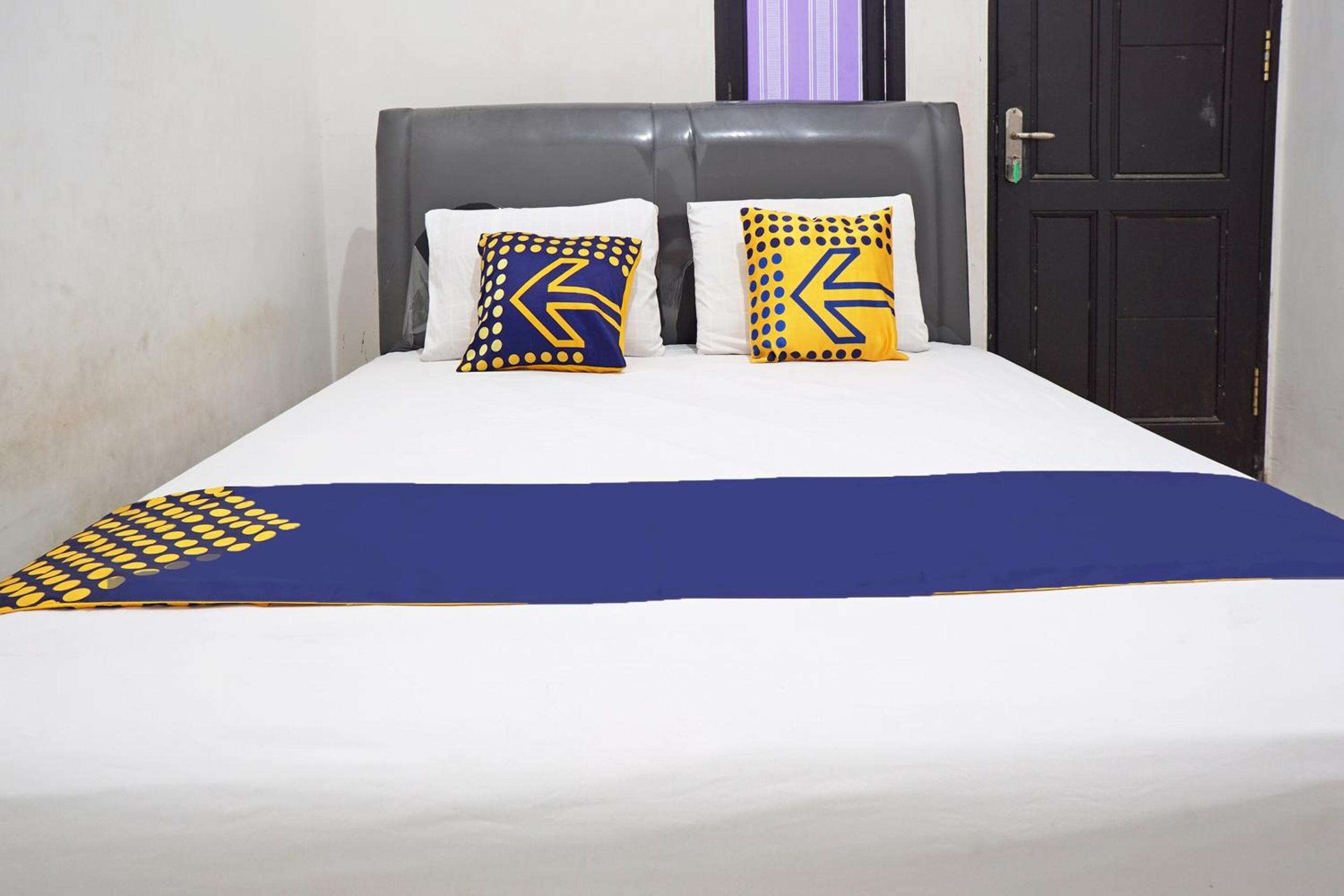 Deluxe Queen Room photo 2