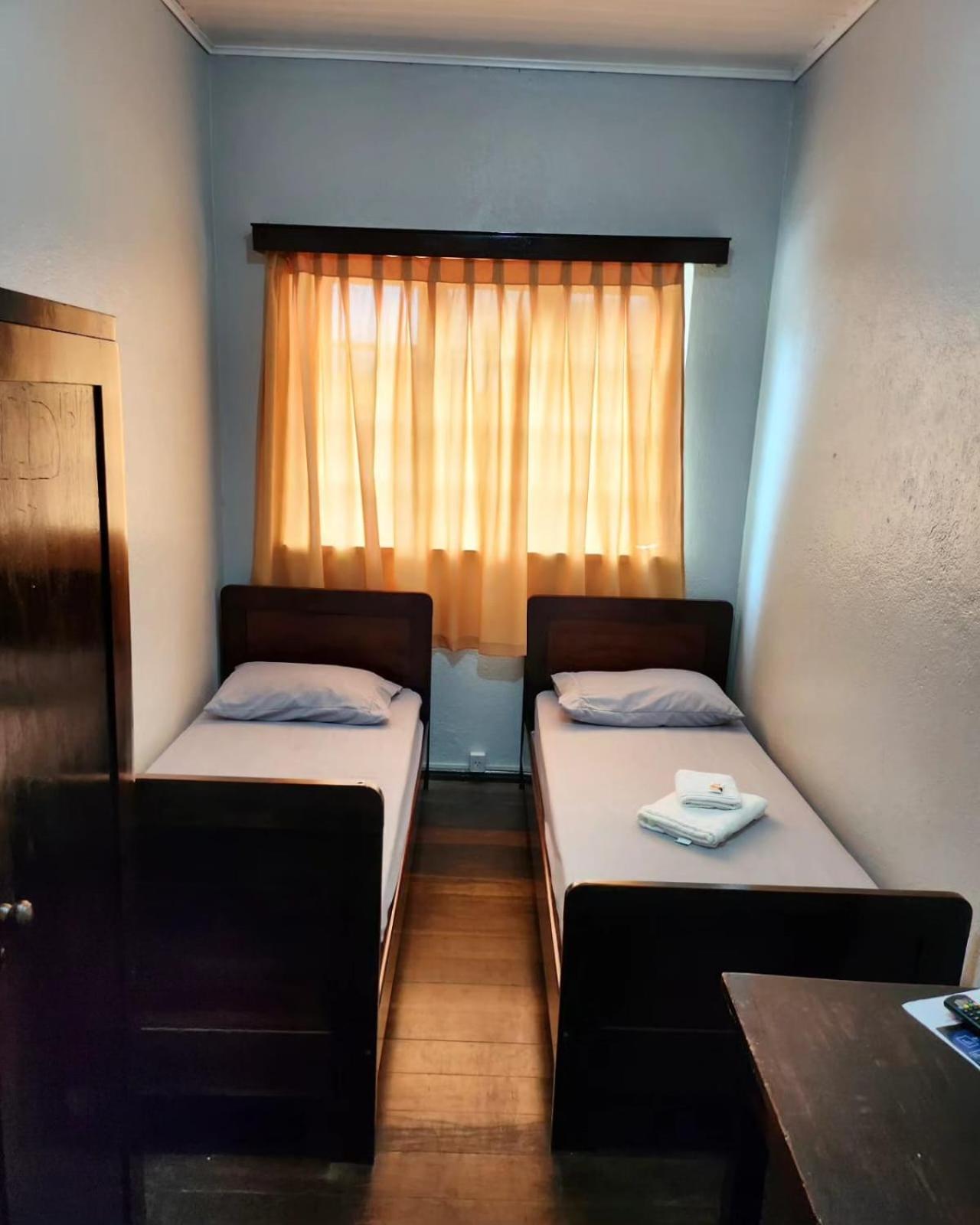Standard Double Room with Shared Bathroom photo 3