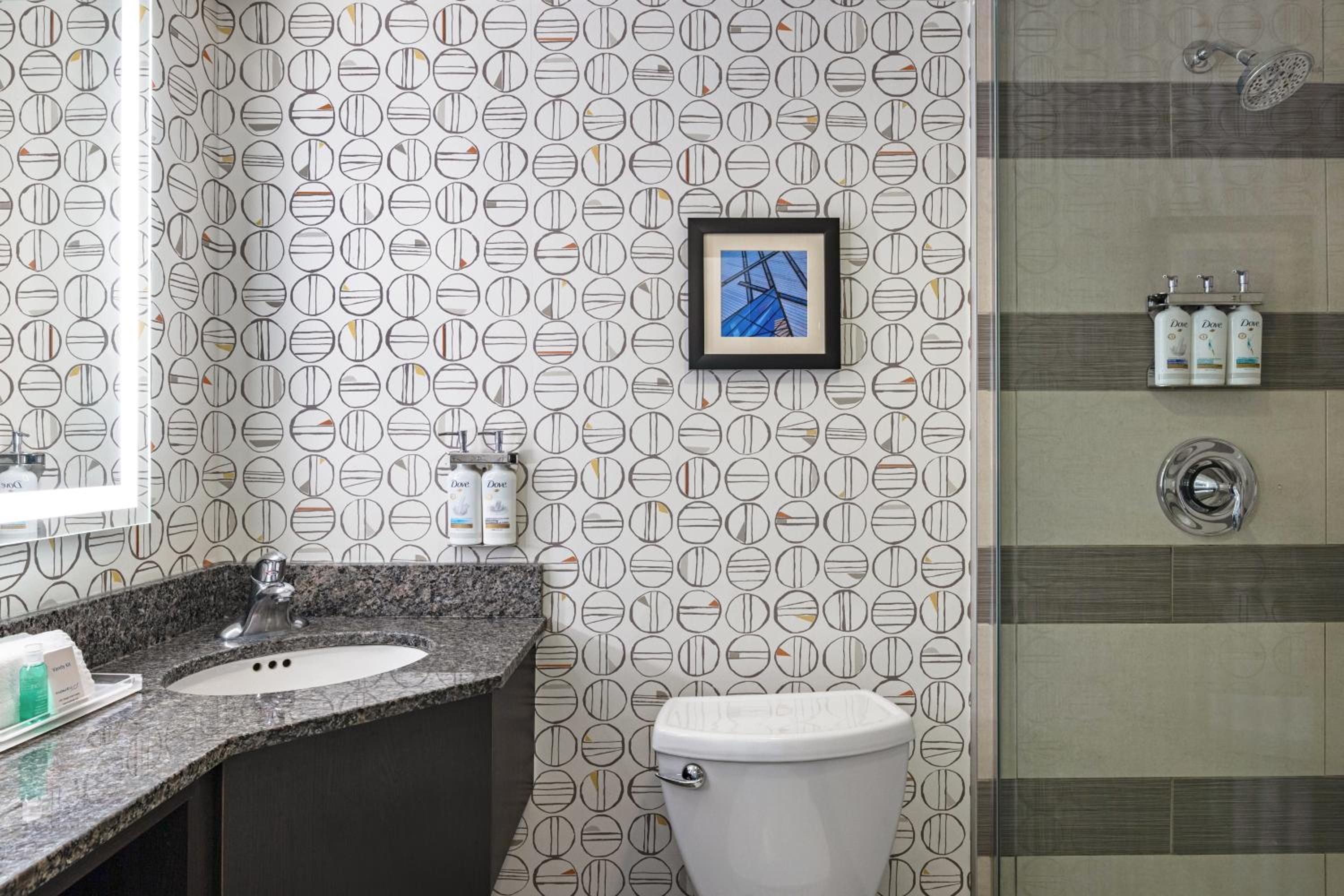 Standard Queen Room - Photo 9