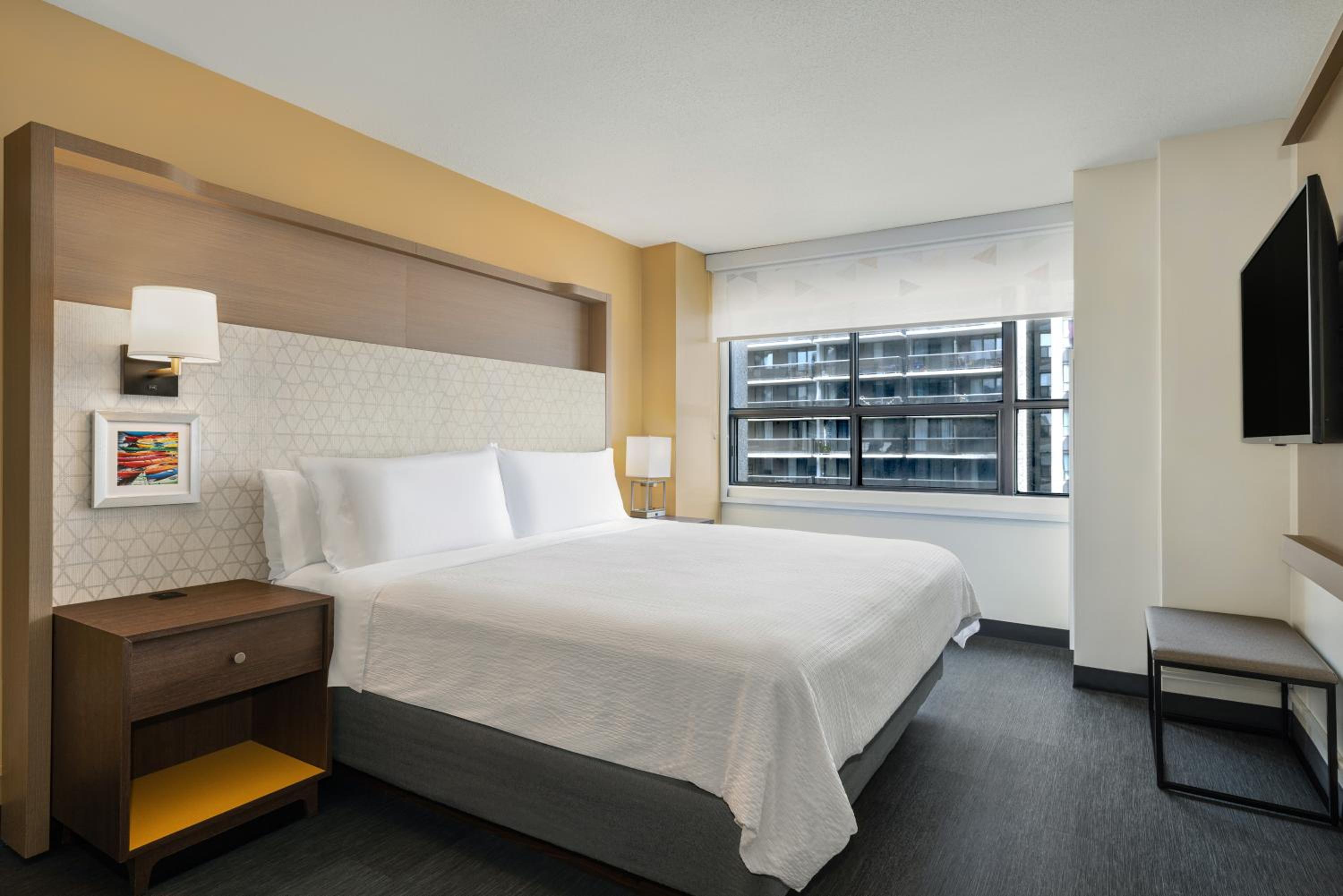 Premium King Room