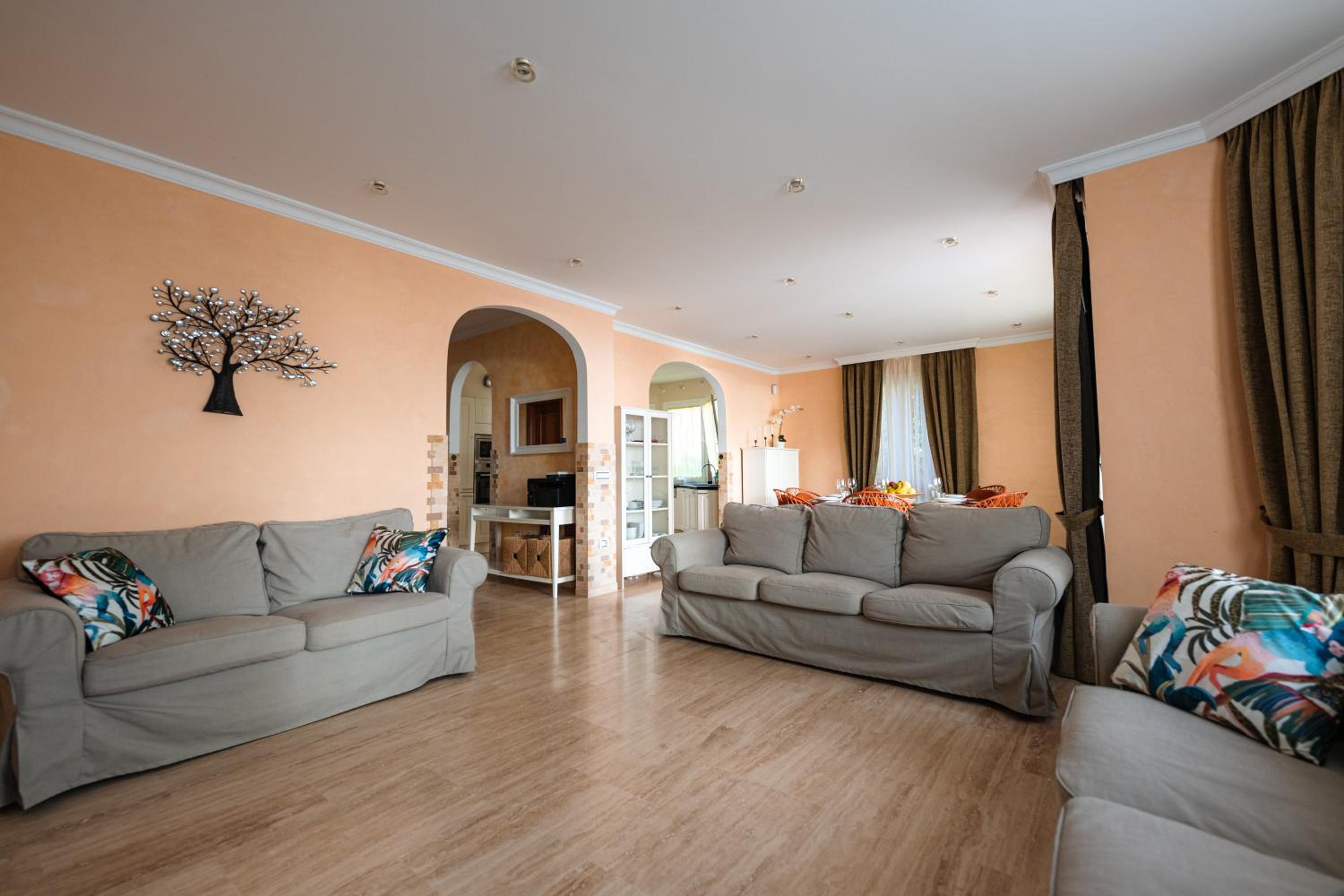Villa with Sea View photo 3