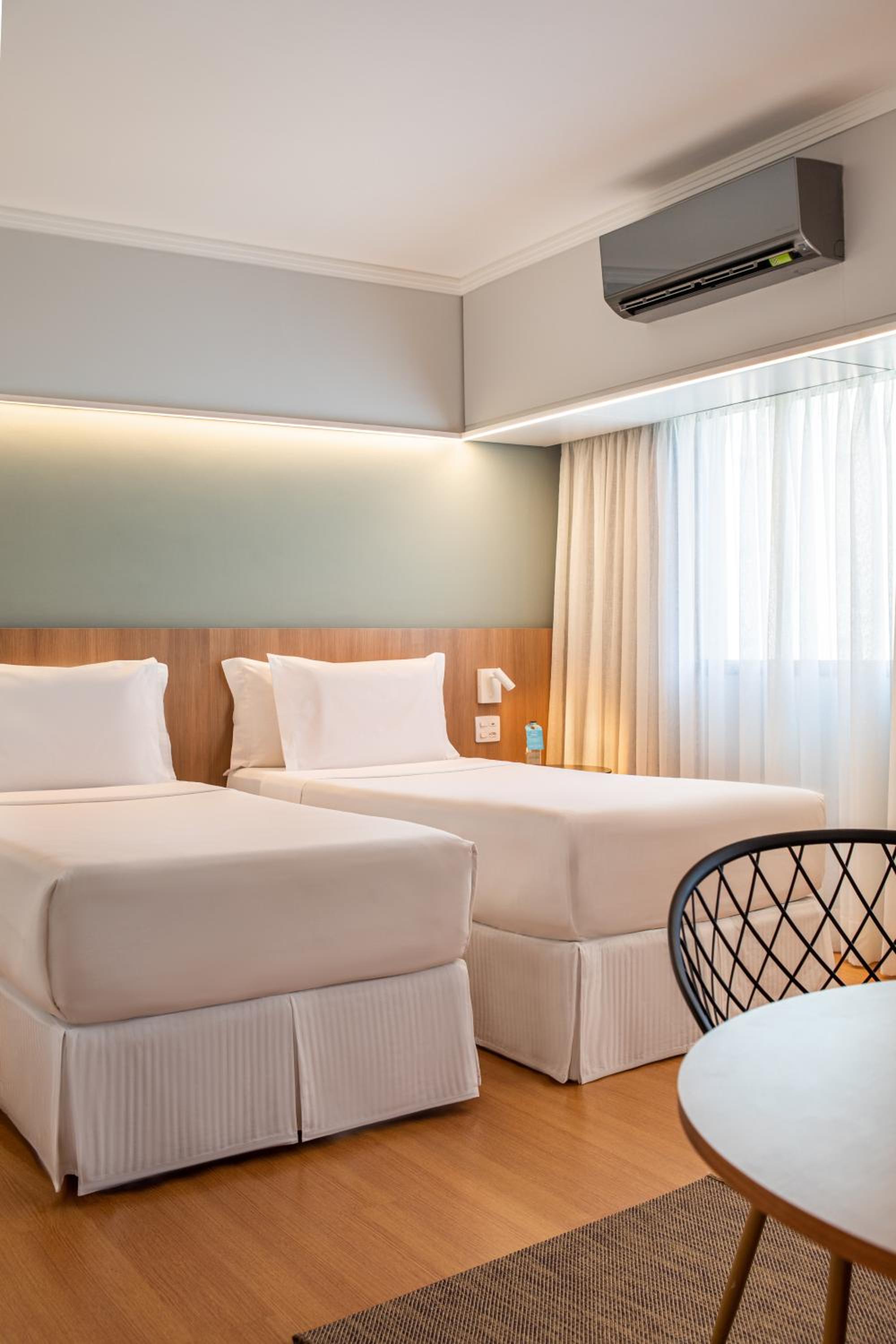 The Innside Premium Room Twin - Photo 2