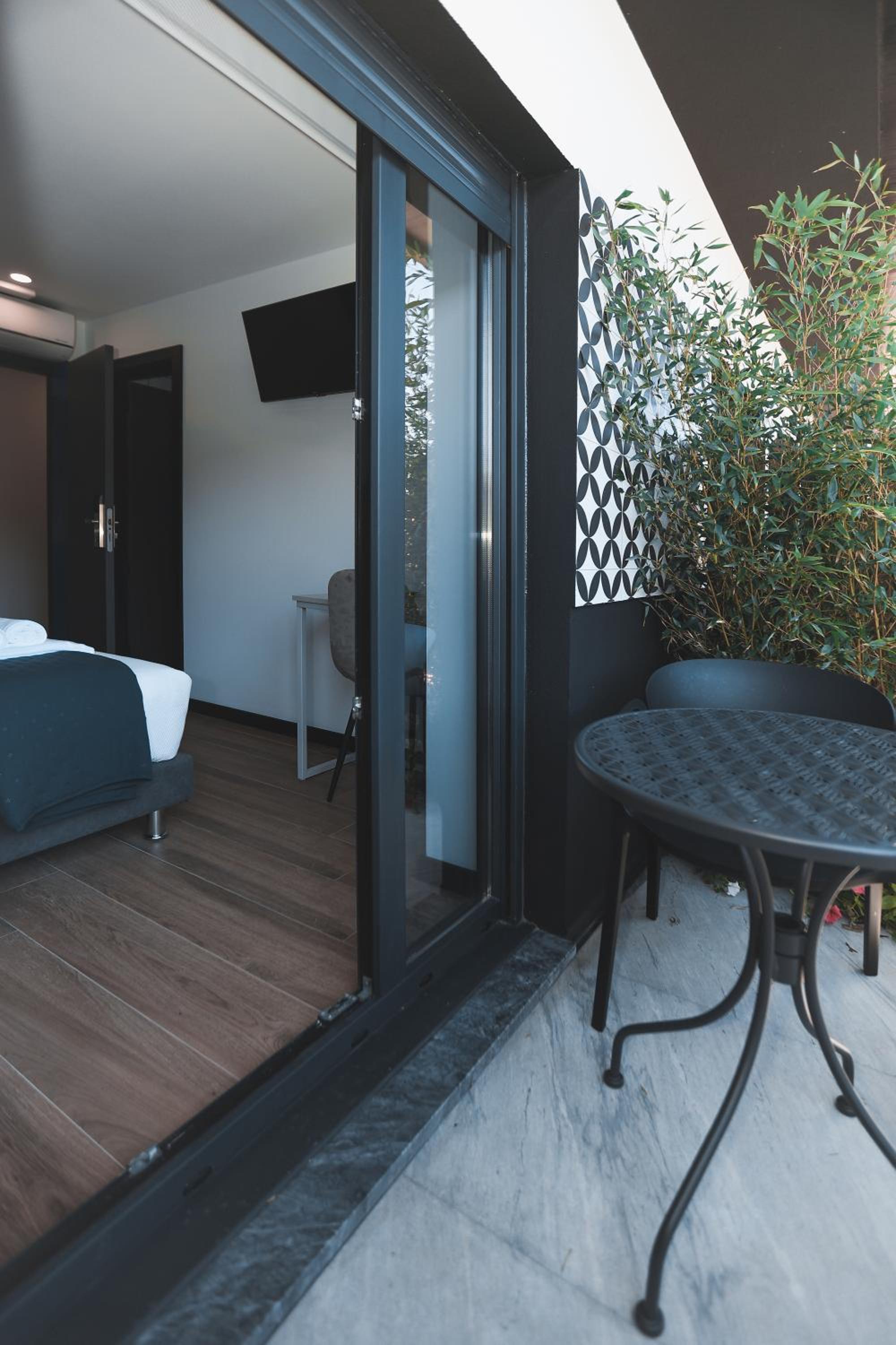 Double Room with Balcony photo 1