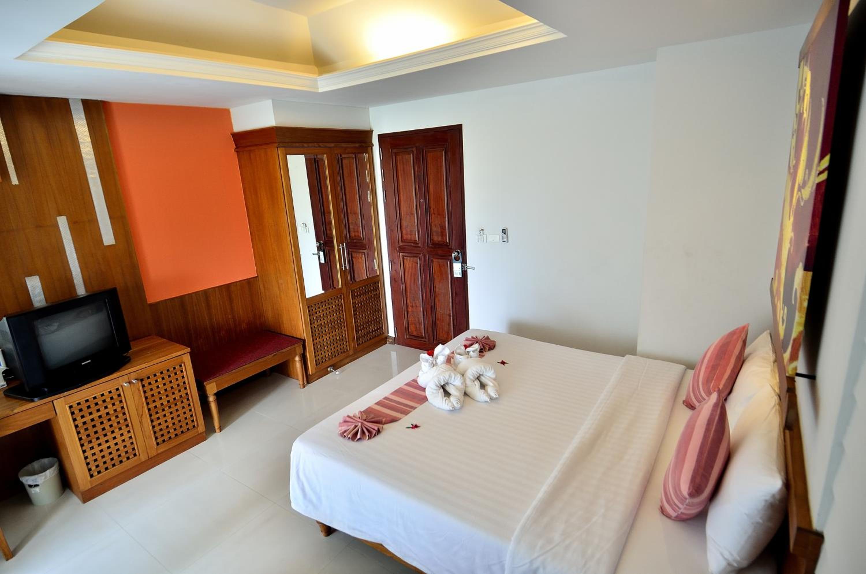 First Double or Twin Room - Breakfast - Photo 7
