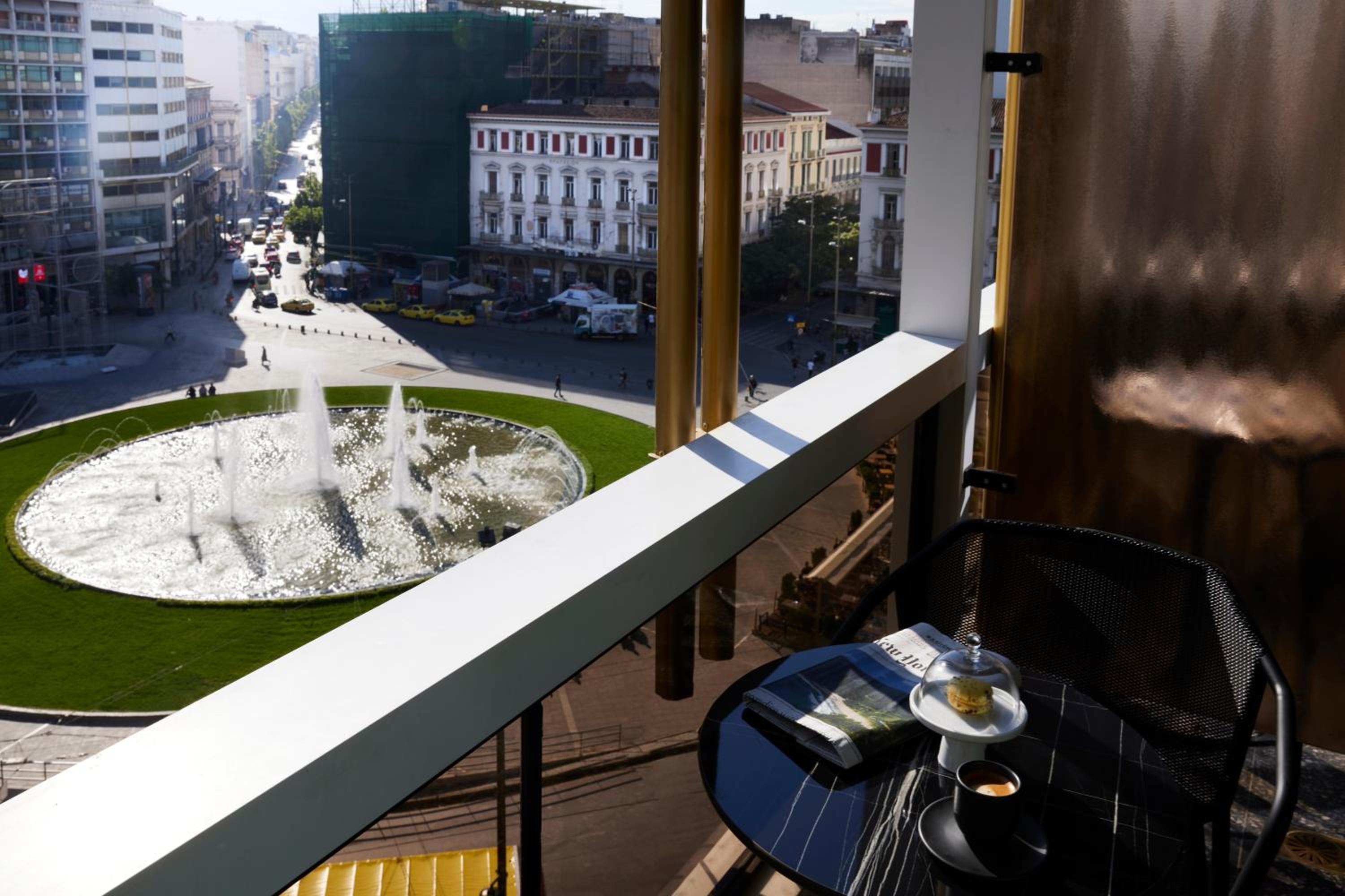 Junior Suite with Balcony and City View photo 2