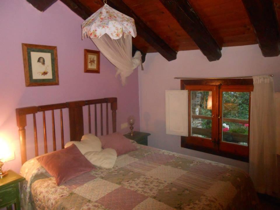 Two-Bedroom House - Photo 1