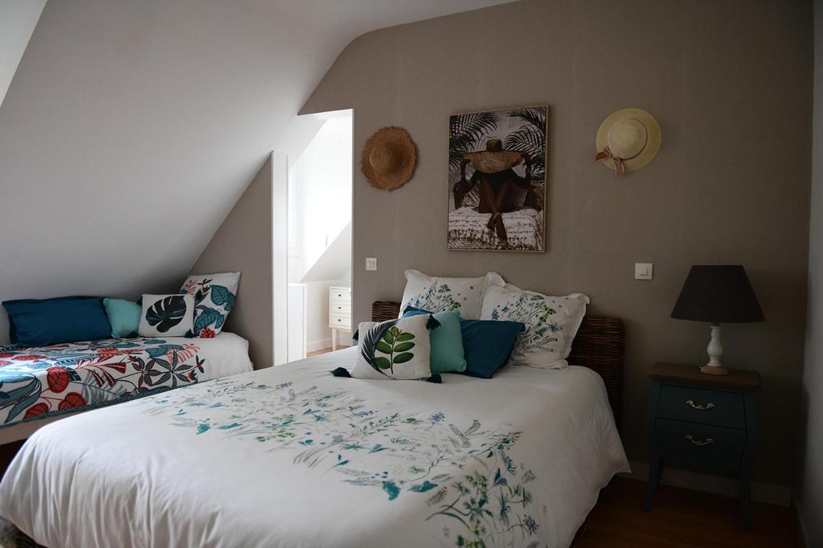 Triple Room with Private Bathroom - Photo 9