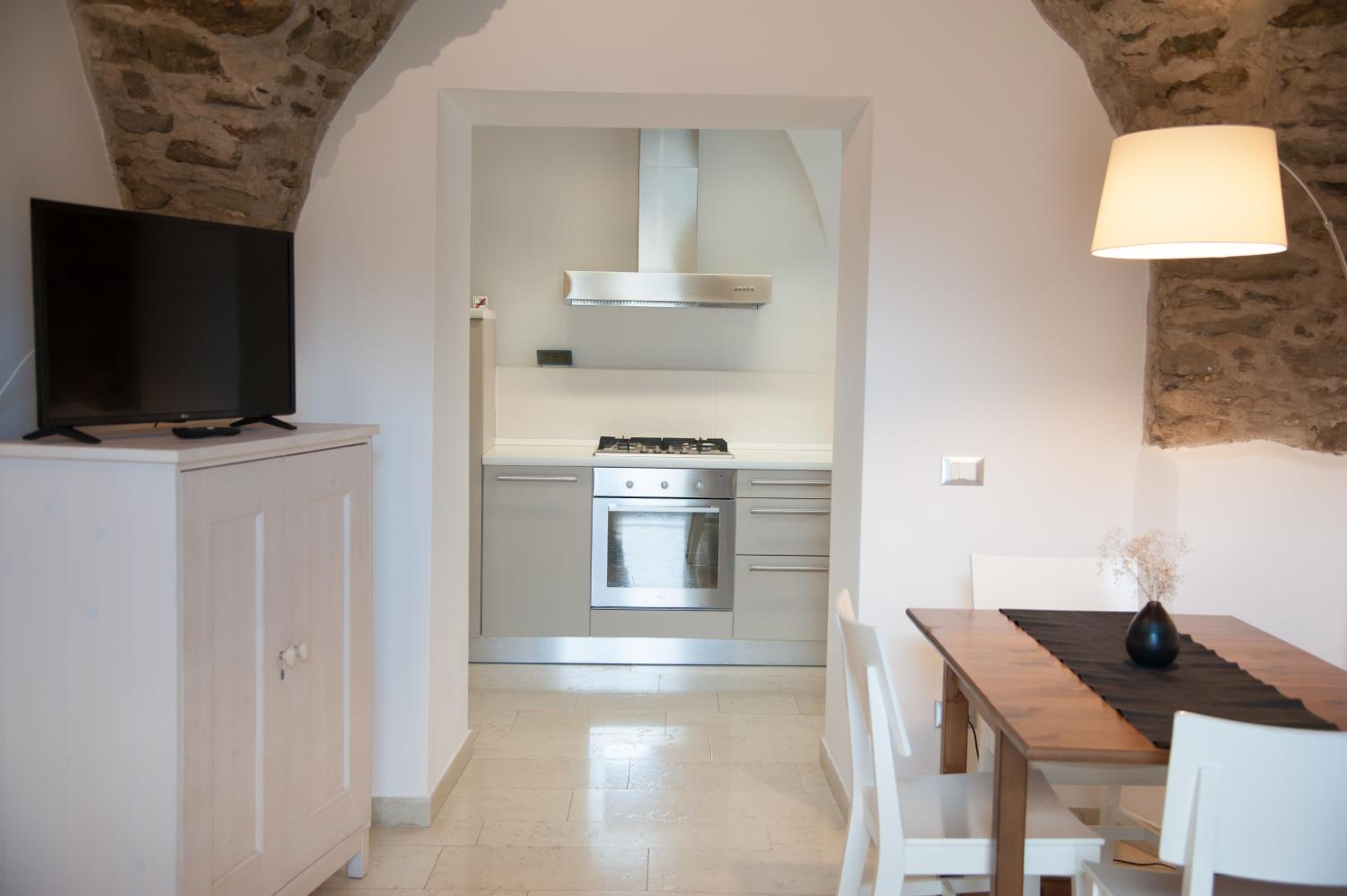 Apartment - Ground Floor photo 2