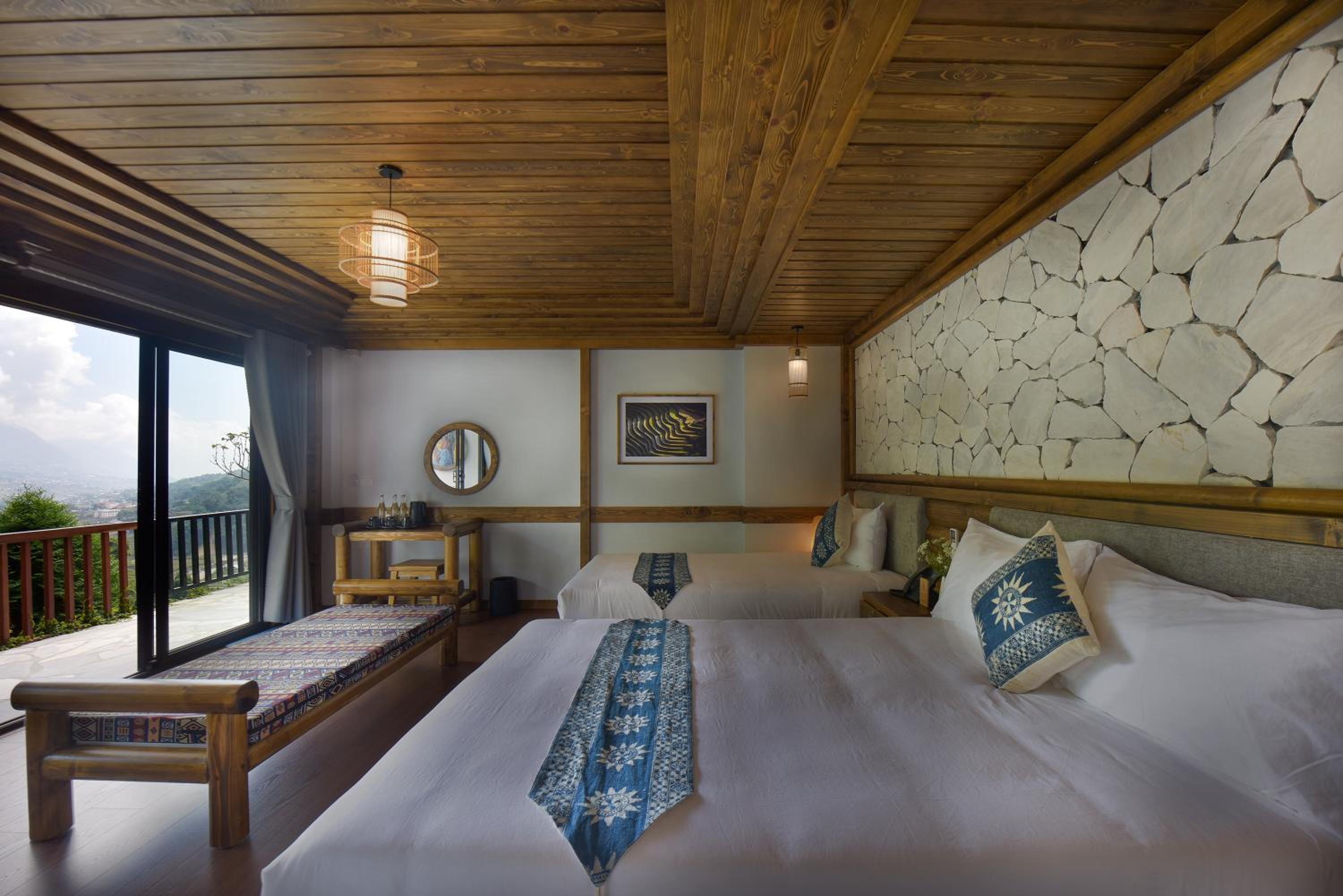 Family Room with Mountain View - Photo 19