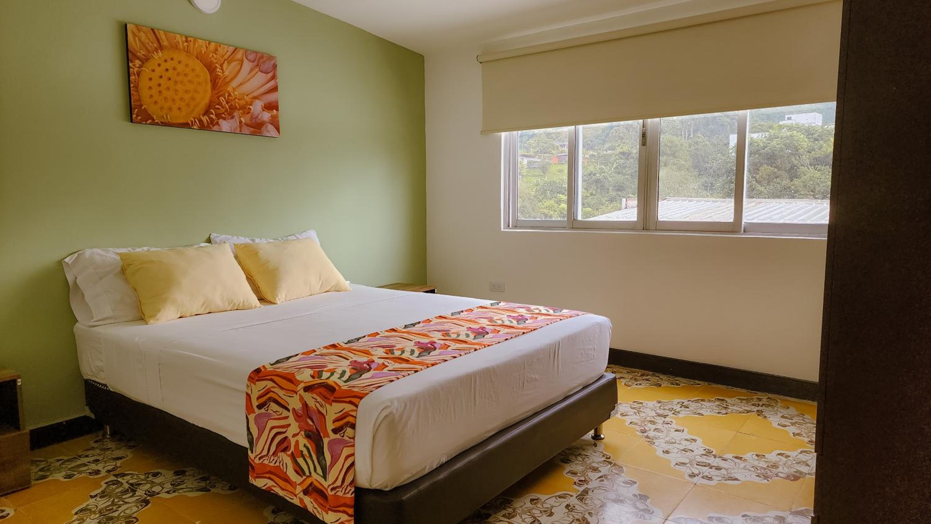 Double Room with Shared Bathroom photo 1