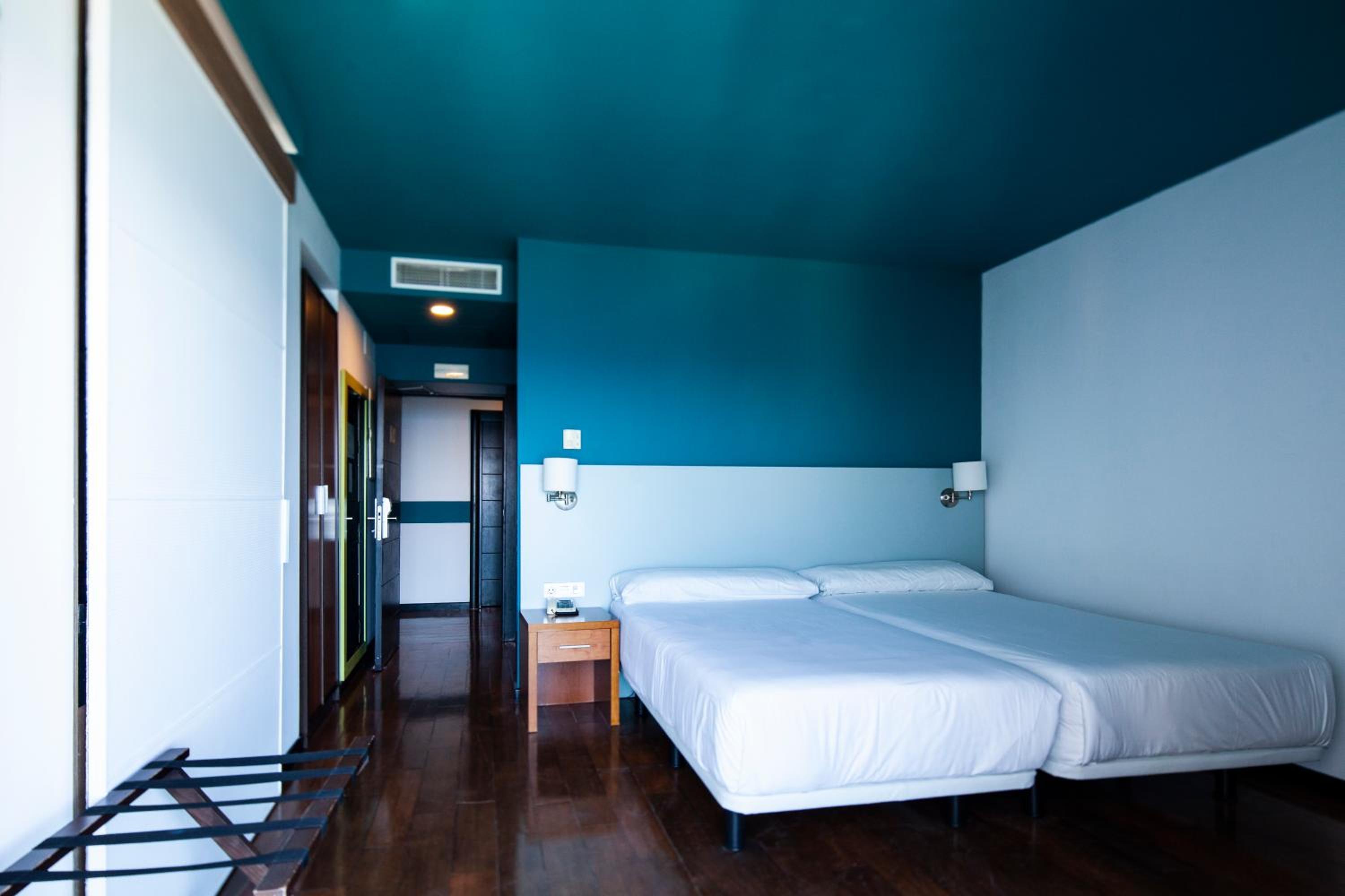 Double/Twin Room - Photo 4