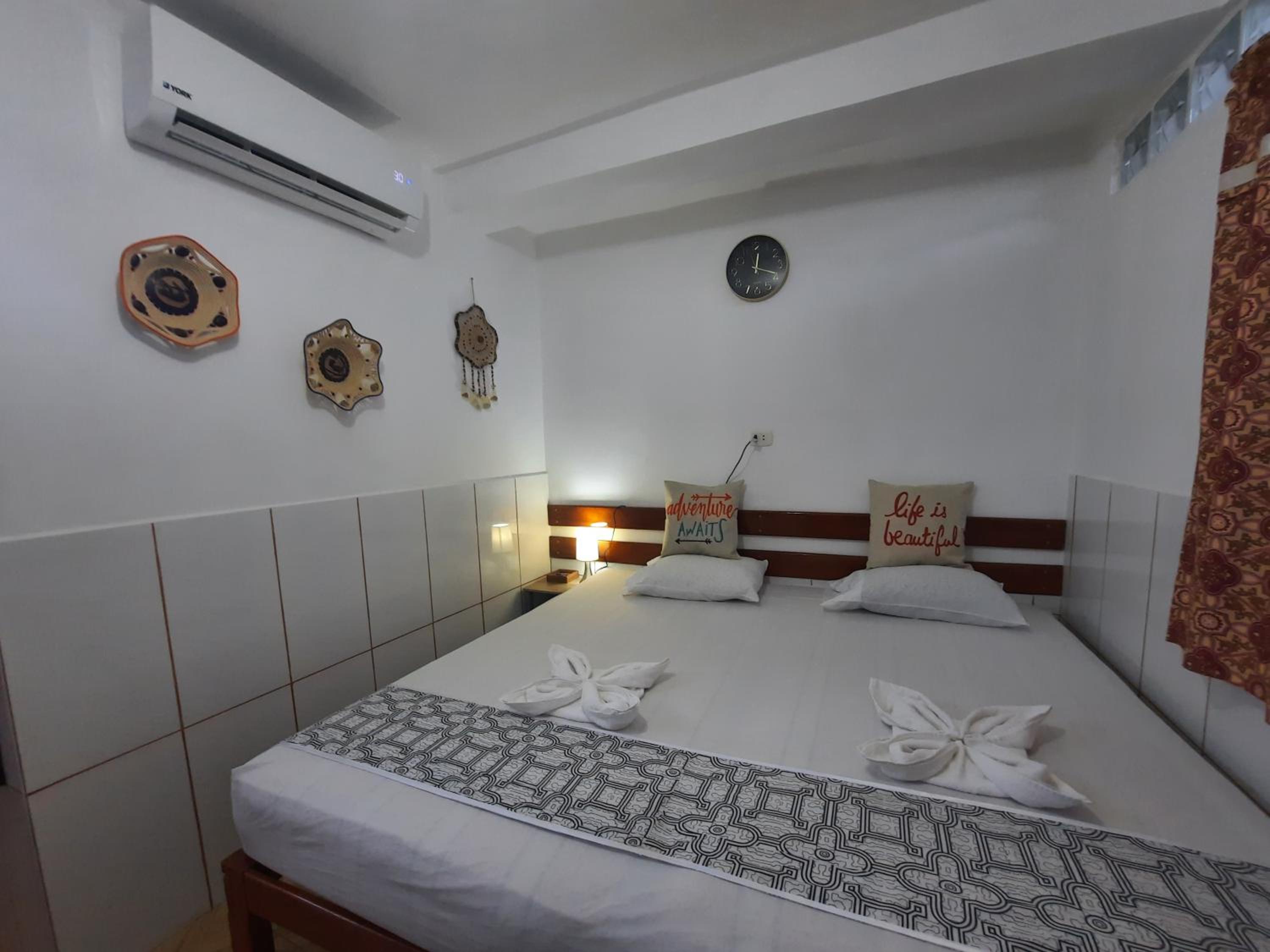 Budget Double Room photo 2