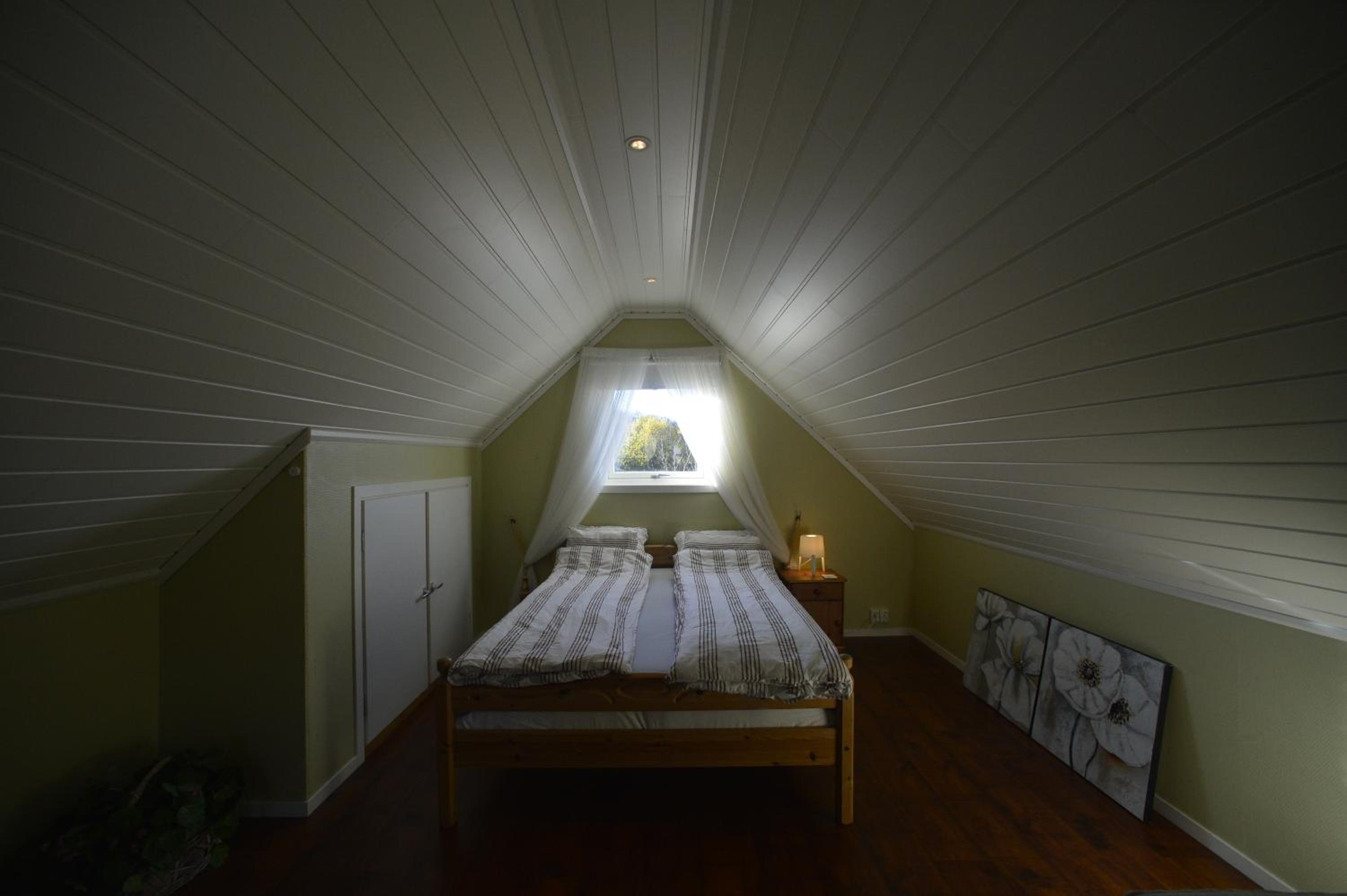 One-Bedroom House - Photo 1