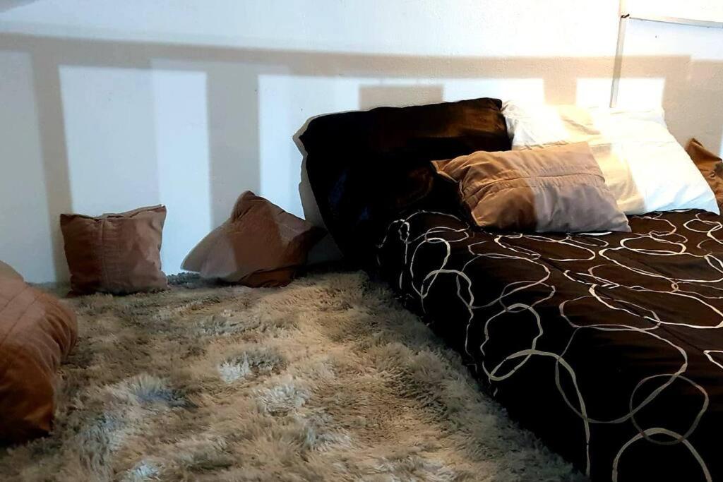 One-Bedroom House photo 3
