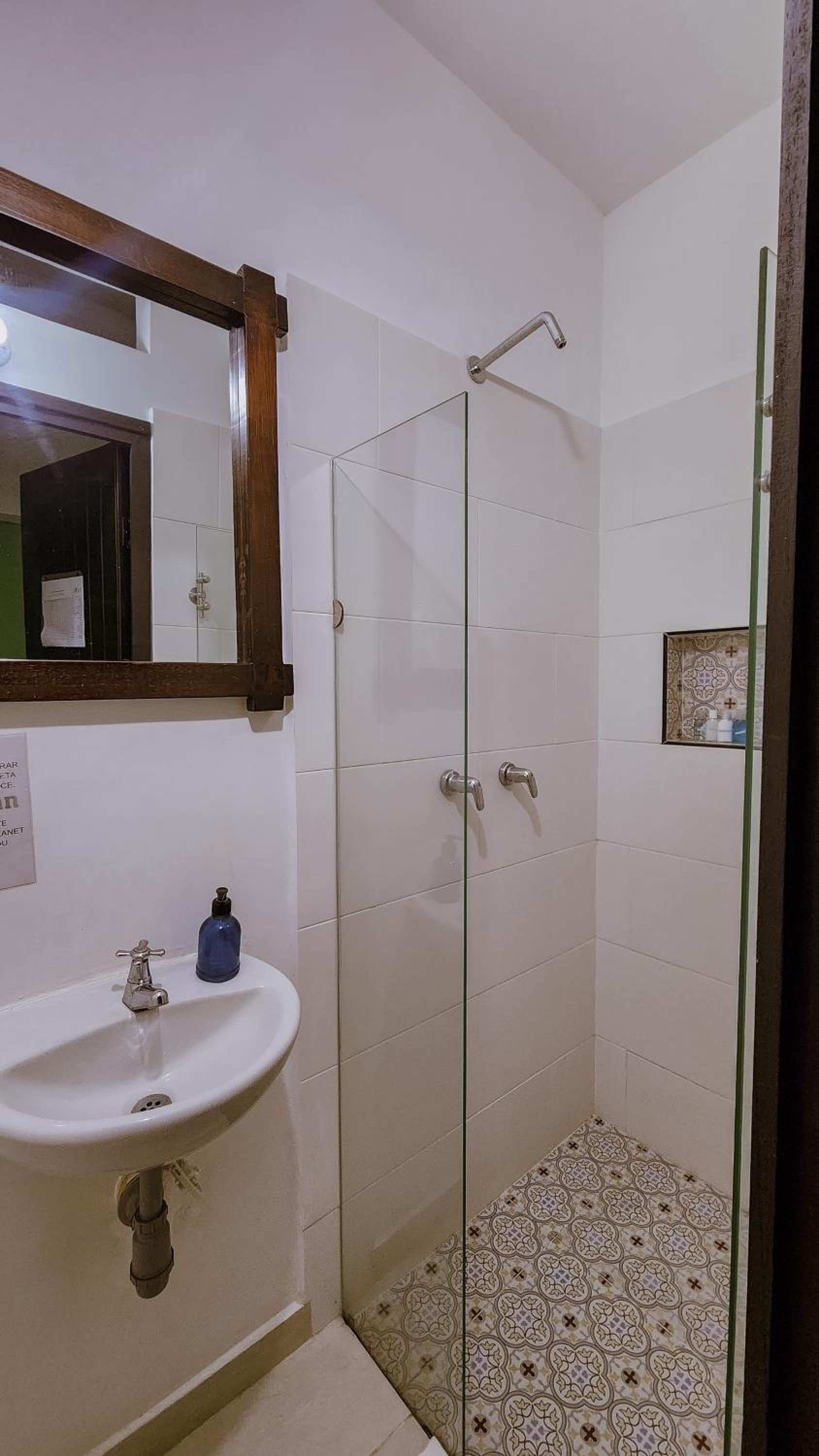 Triple Room with Private Bathroom photo 2