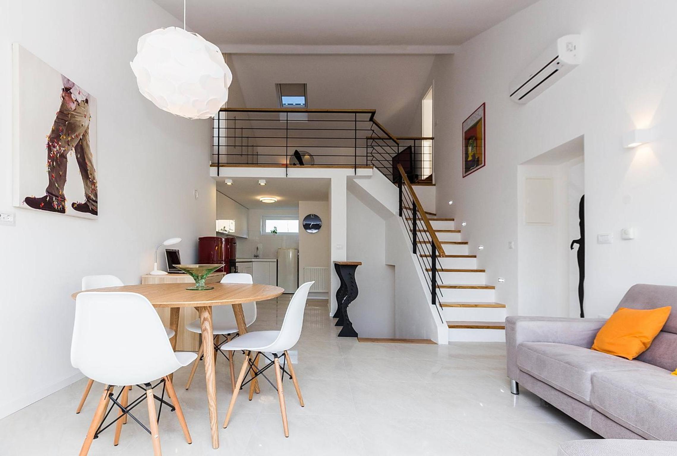 Two-Bedroom Deluxe Apartment
