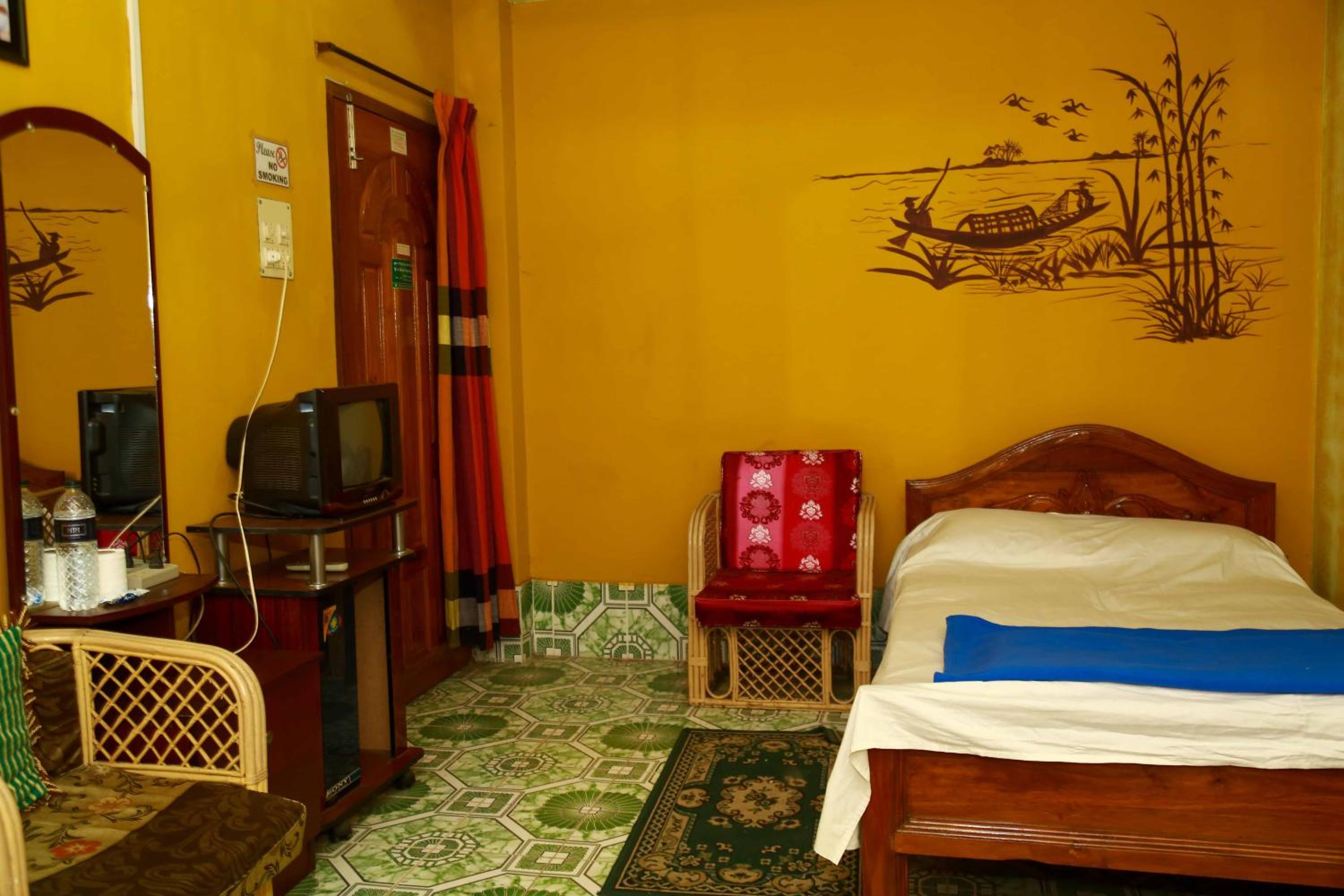 Budget Single Room photo 1
