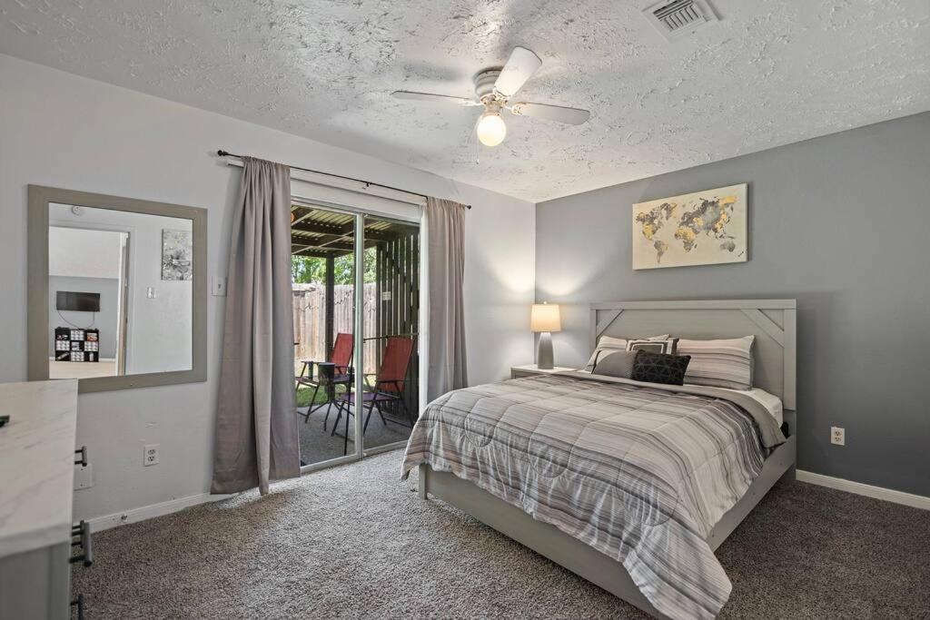 Two-Bedroom House photo 2