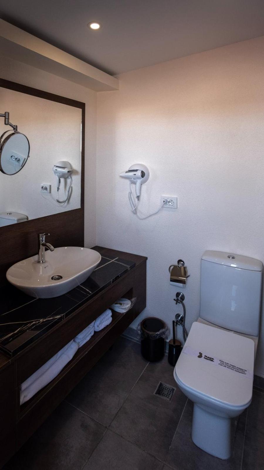 Double Room with Terrace - Photo 4