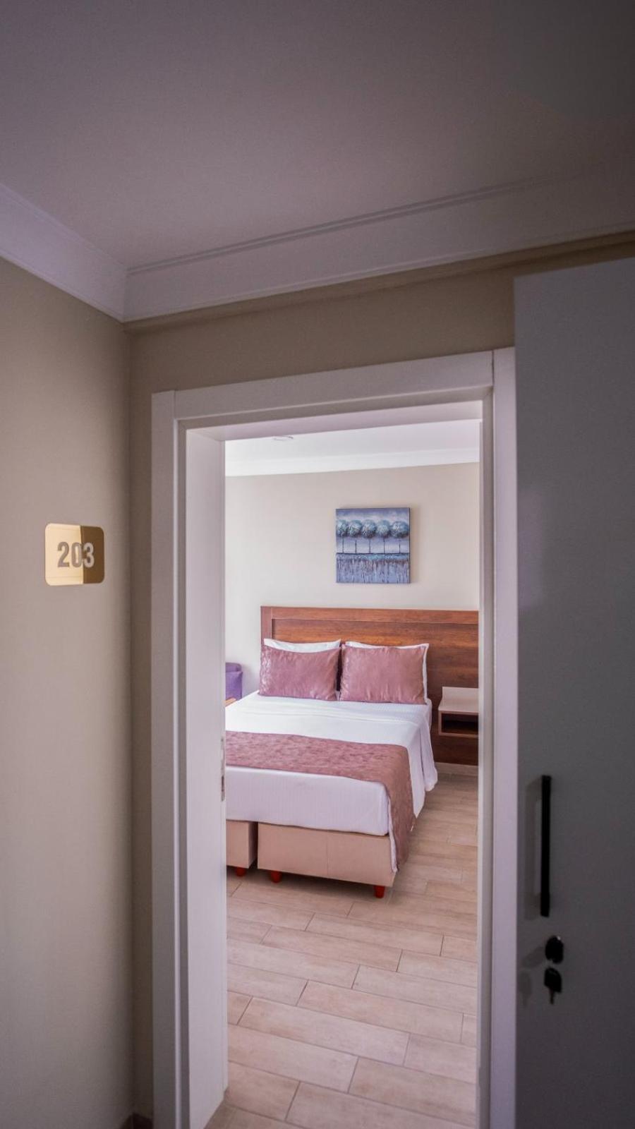 Double Room - Photo 1