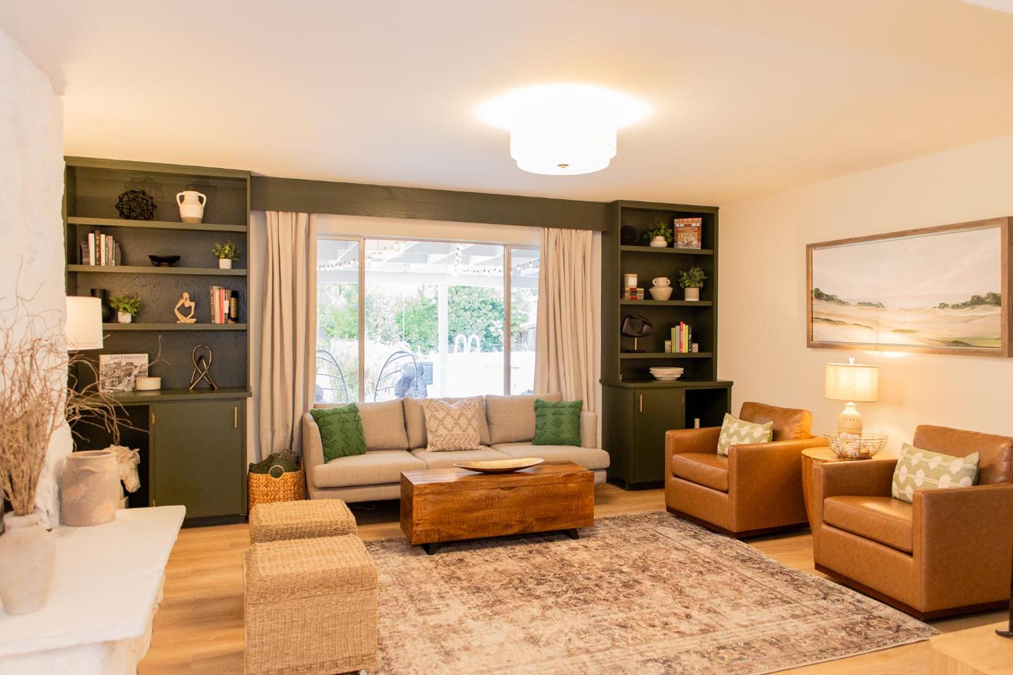 Three-Bedroom House photo 1