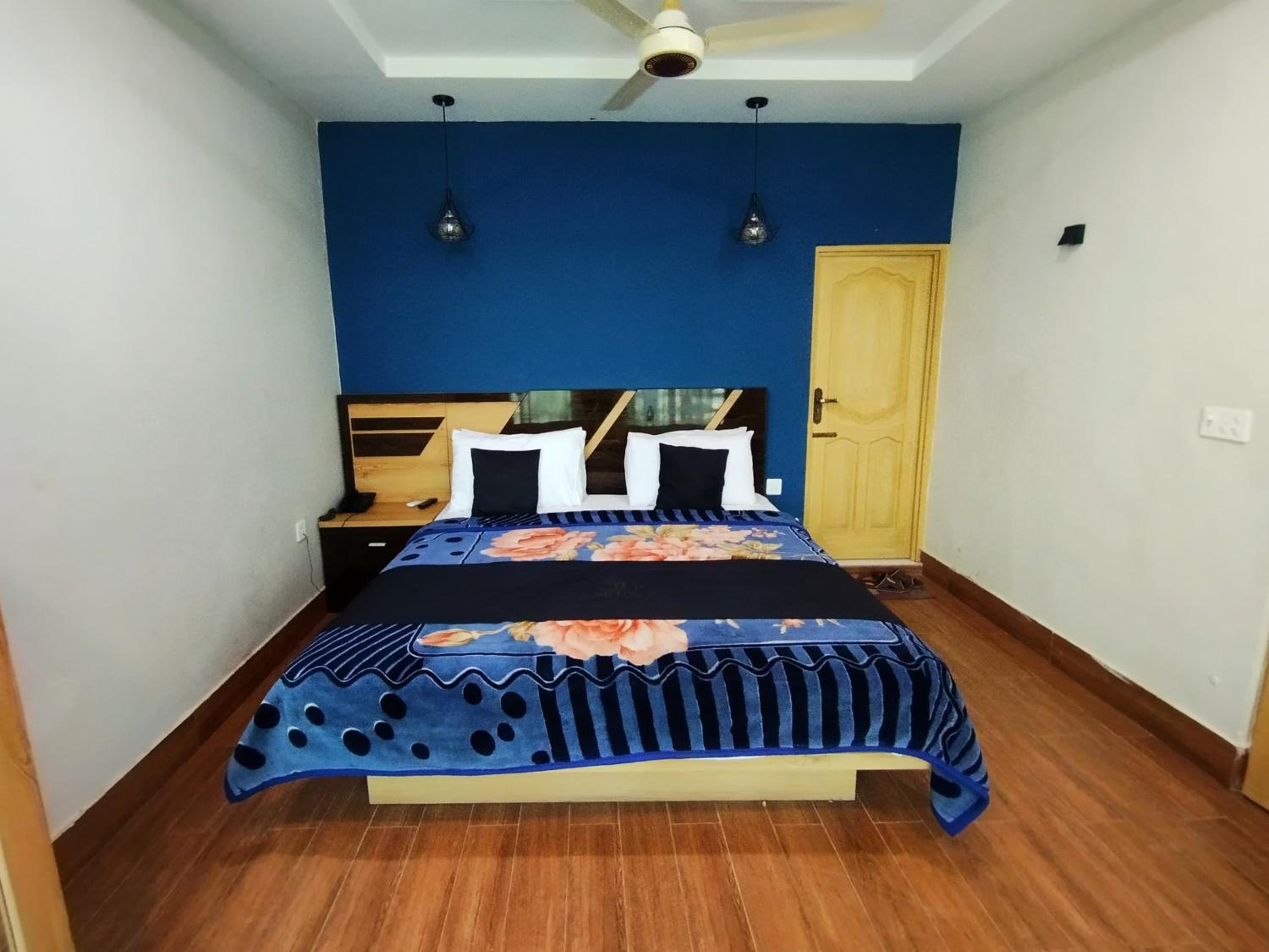 Deluxe Double Room - Photo 1
