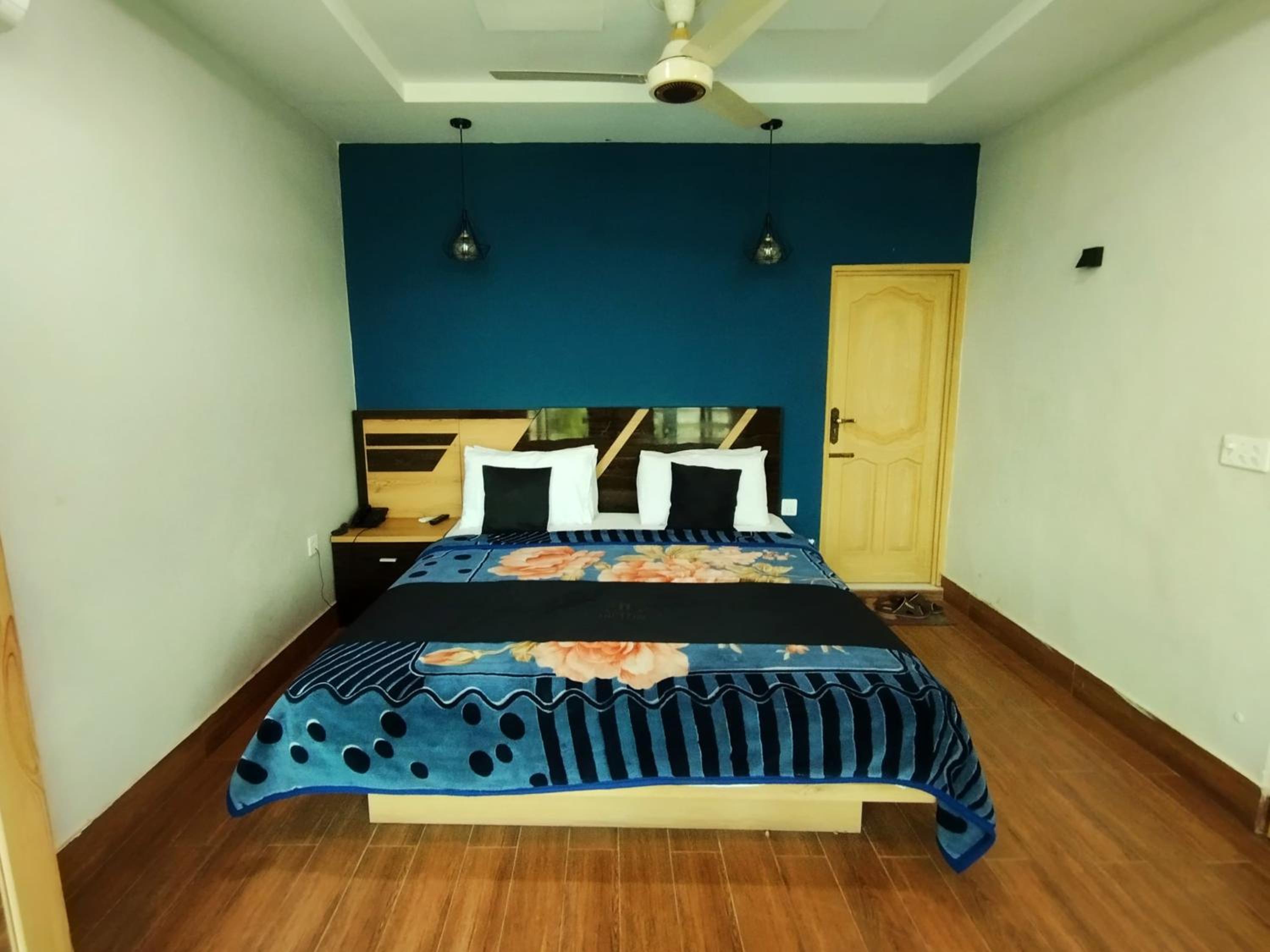 Deluxe Double Room - Photo 4