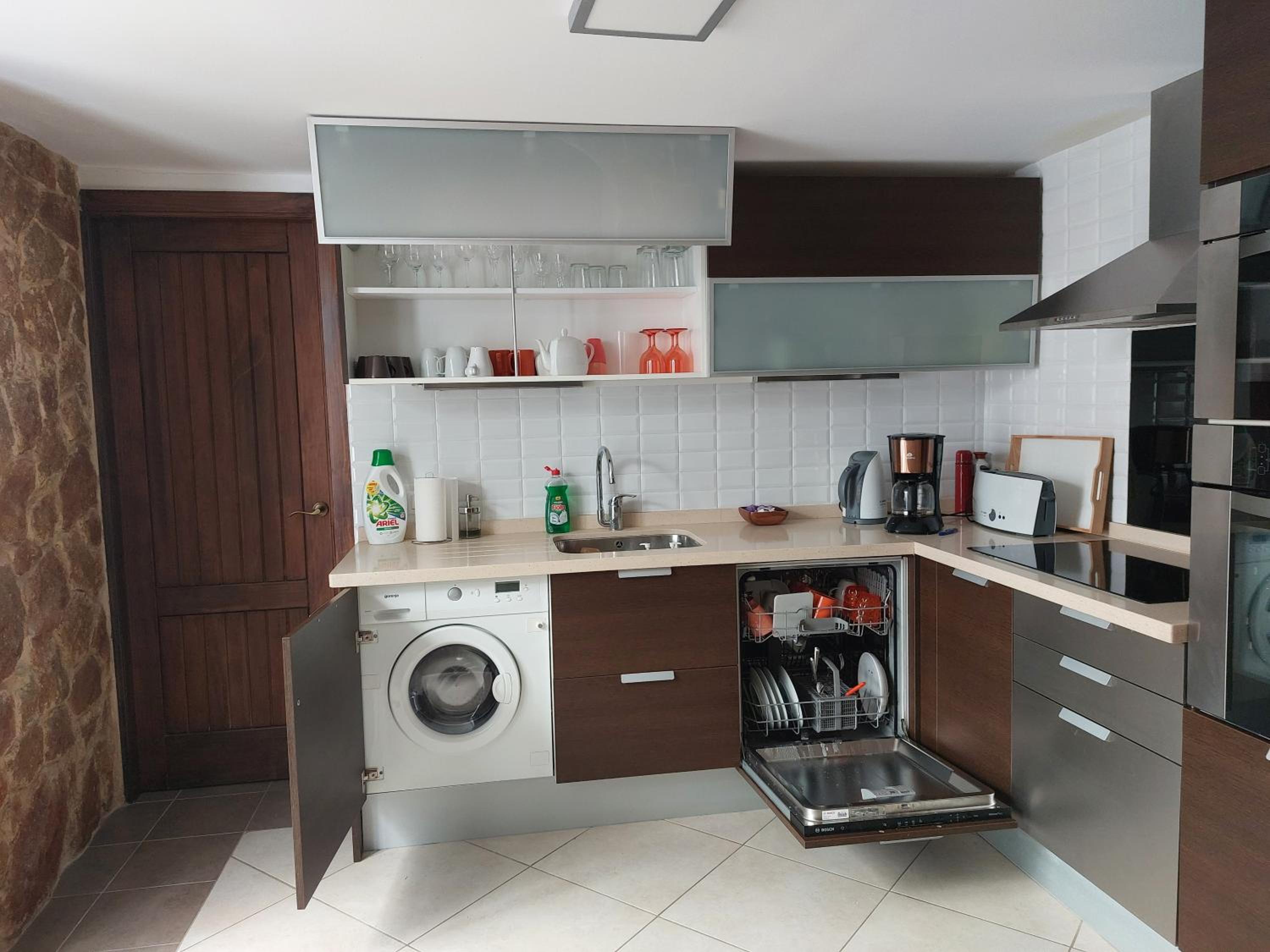 Three-Bedroom Apartment - Photo 64
