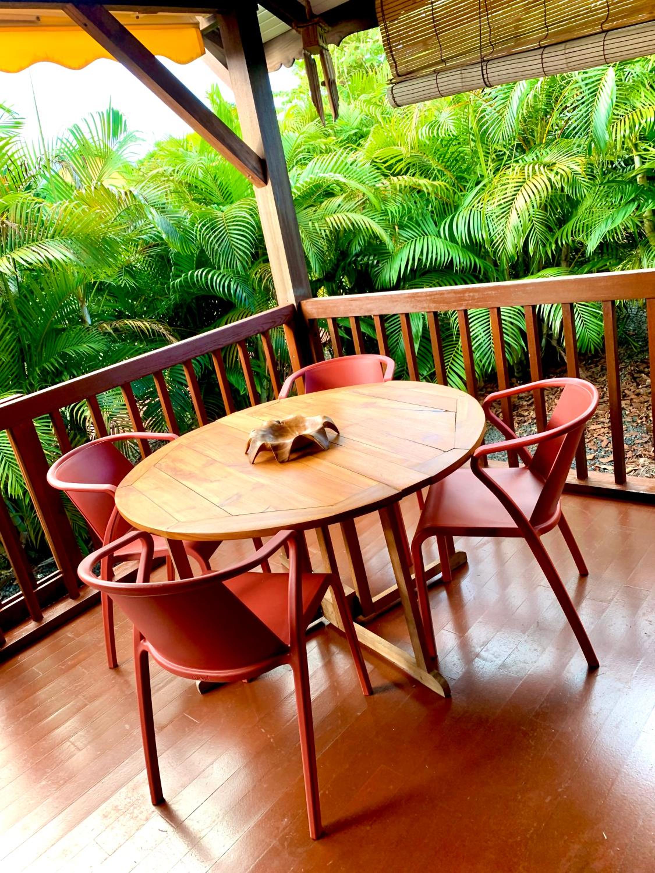 One-Bedroom Bungalow - Photo 12