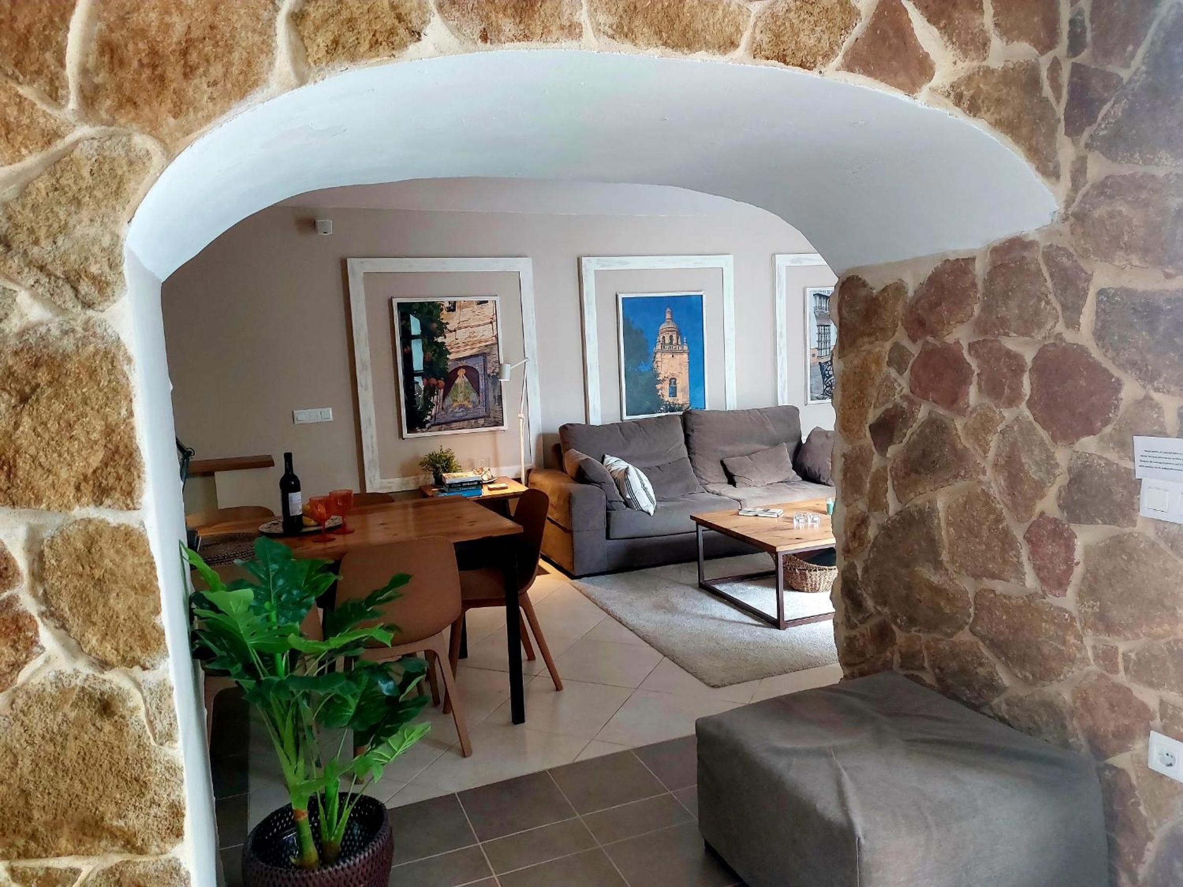 Three-Bedroom Apartment - Photo 43