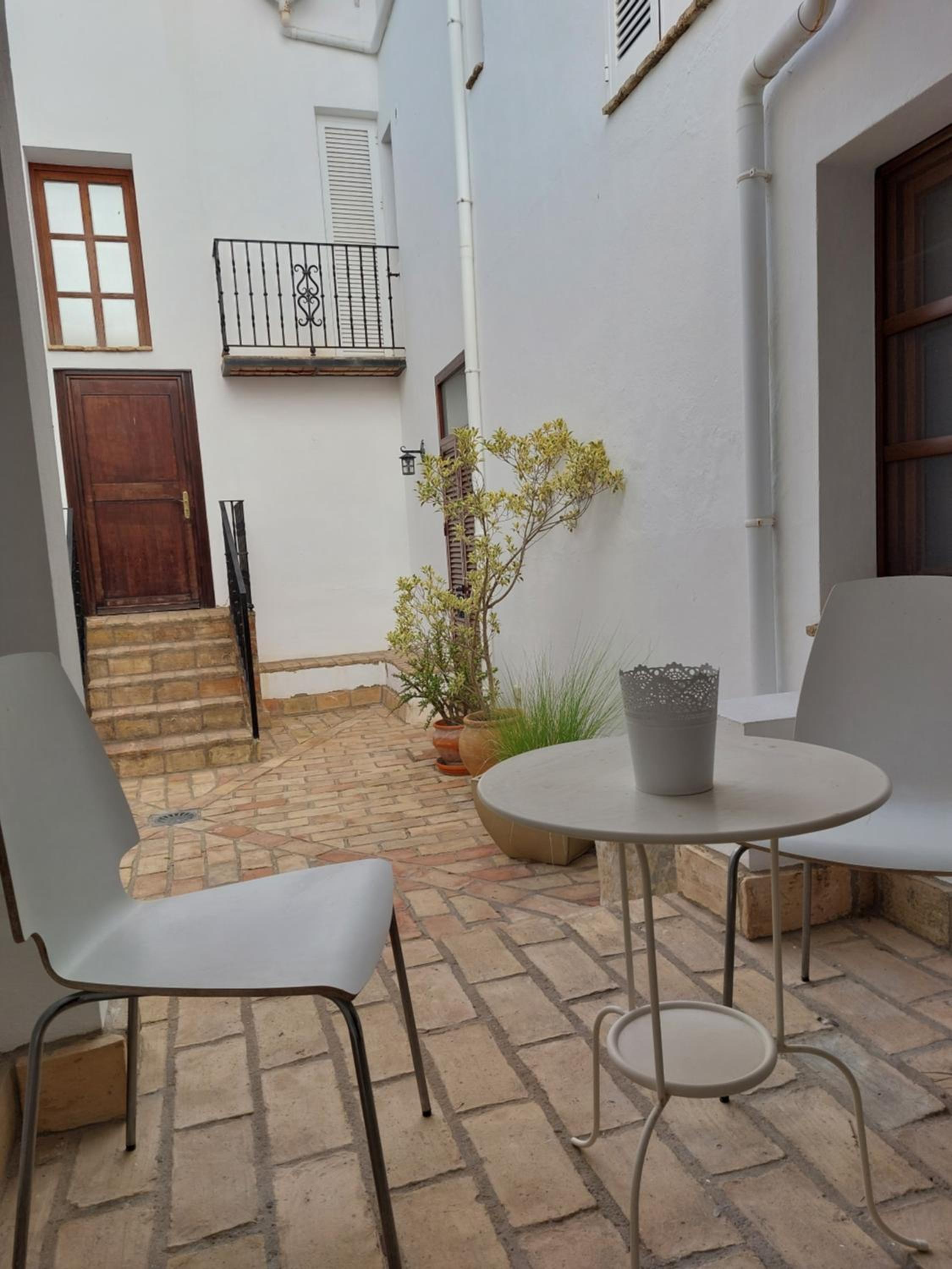 Three-Bedroom Apartment - Photo 42