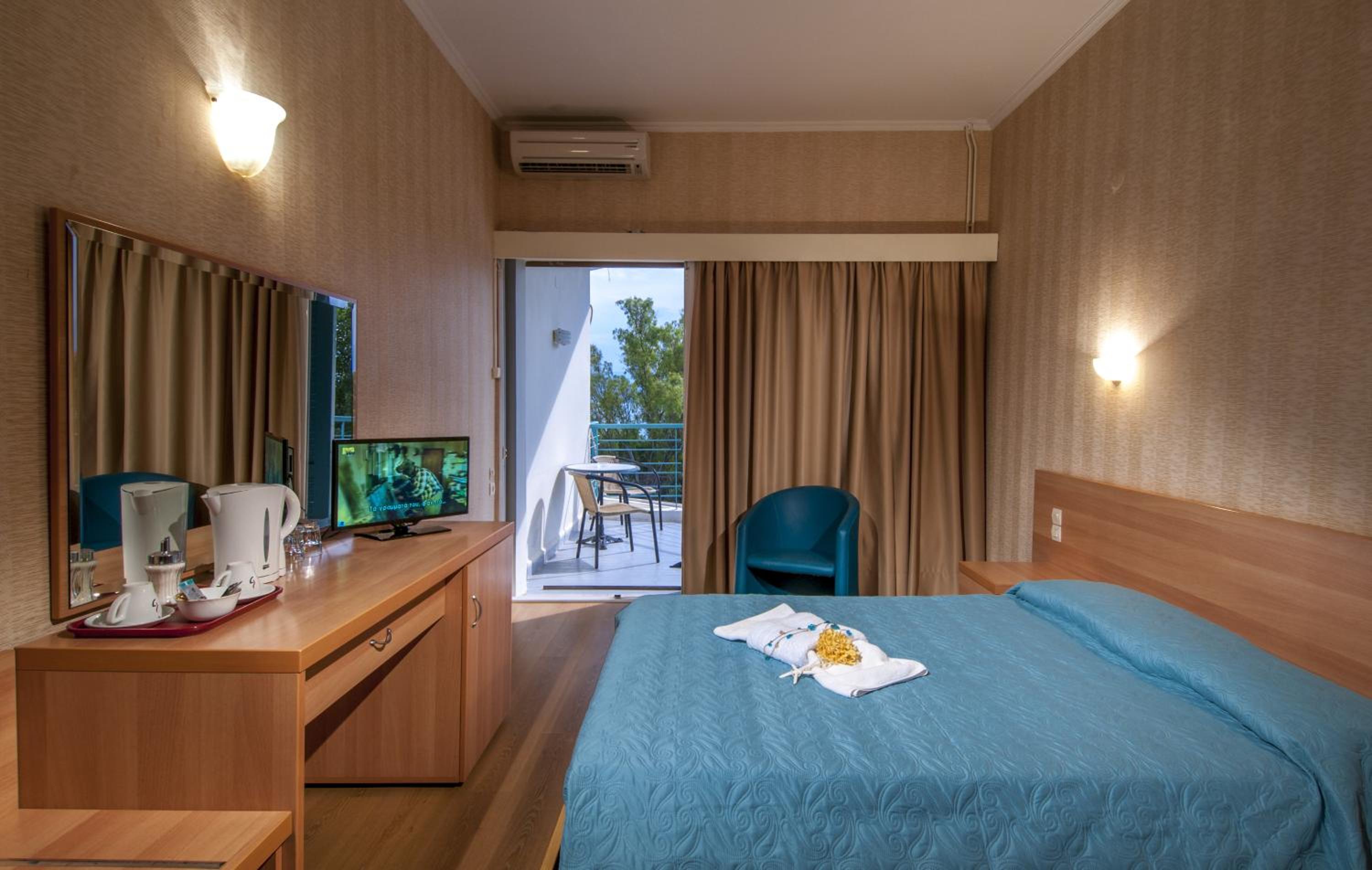 Twin Room - Photo 1