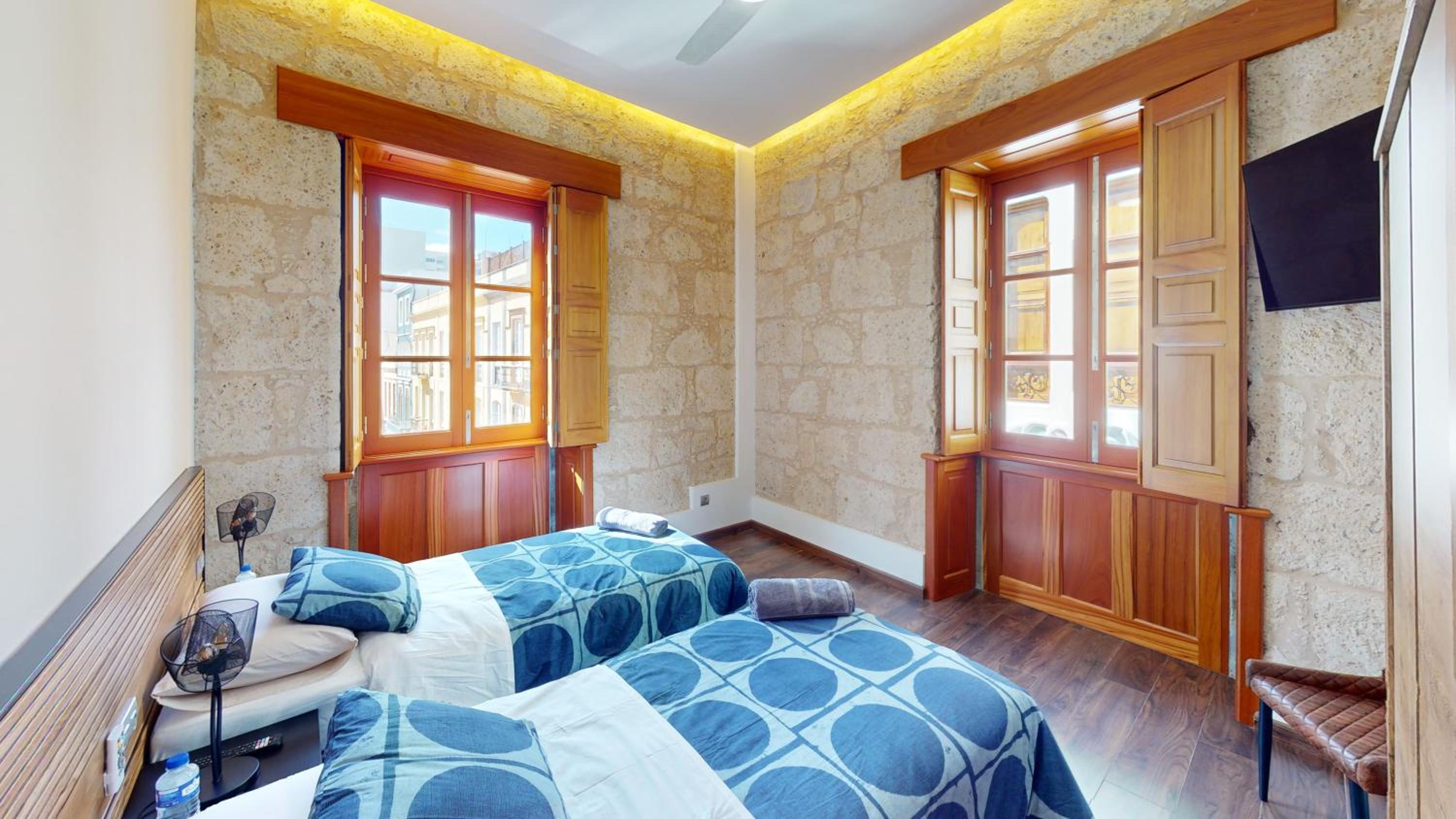 Habitación doble con baño compartido