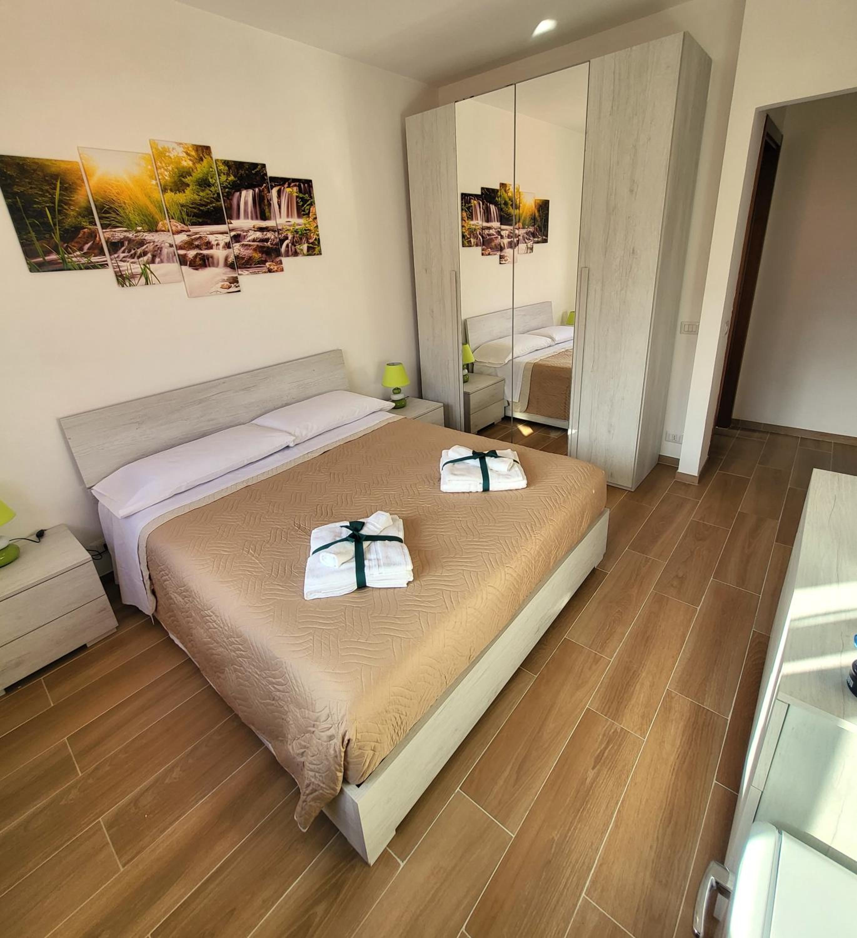 Double Room With Private Bathroom photo 1