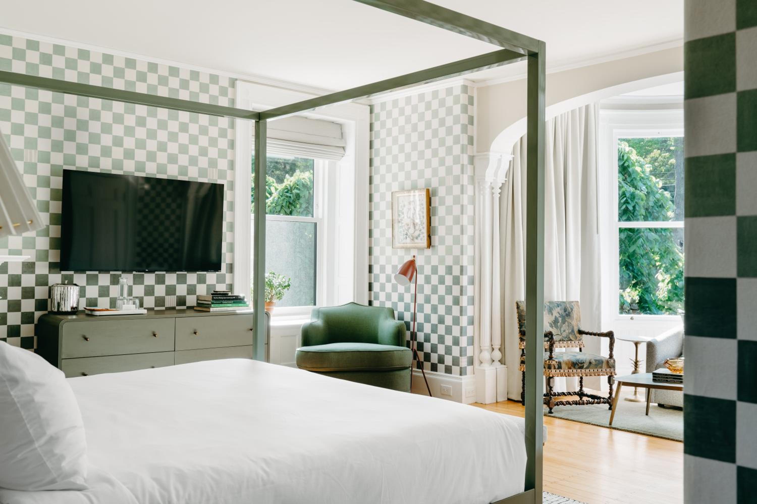 King Room with Garden View