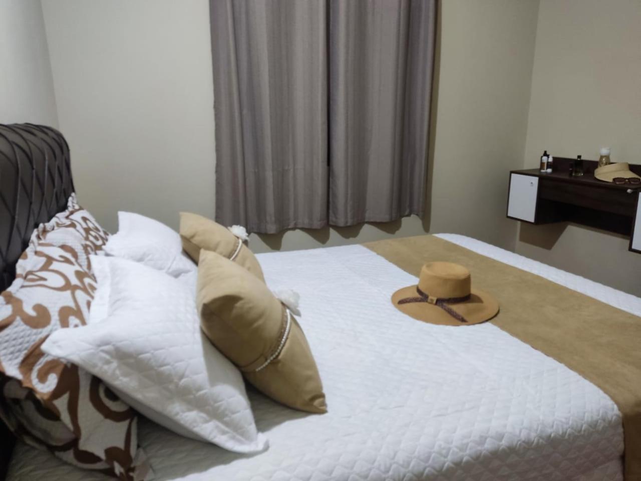 Three-Bedroom House photo 3