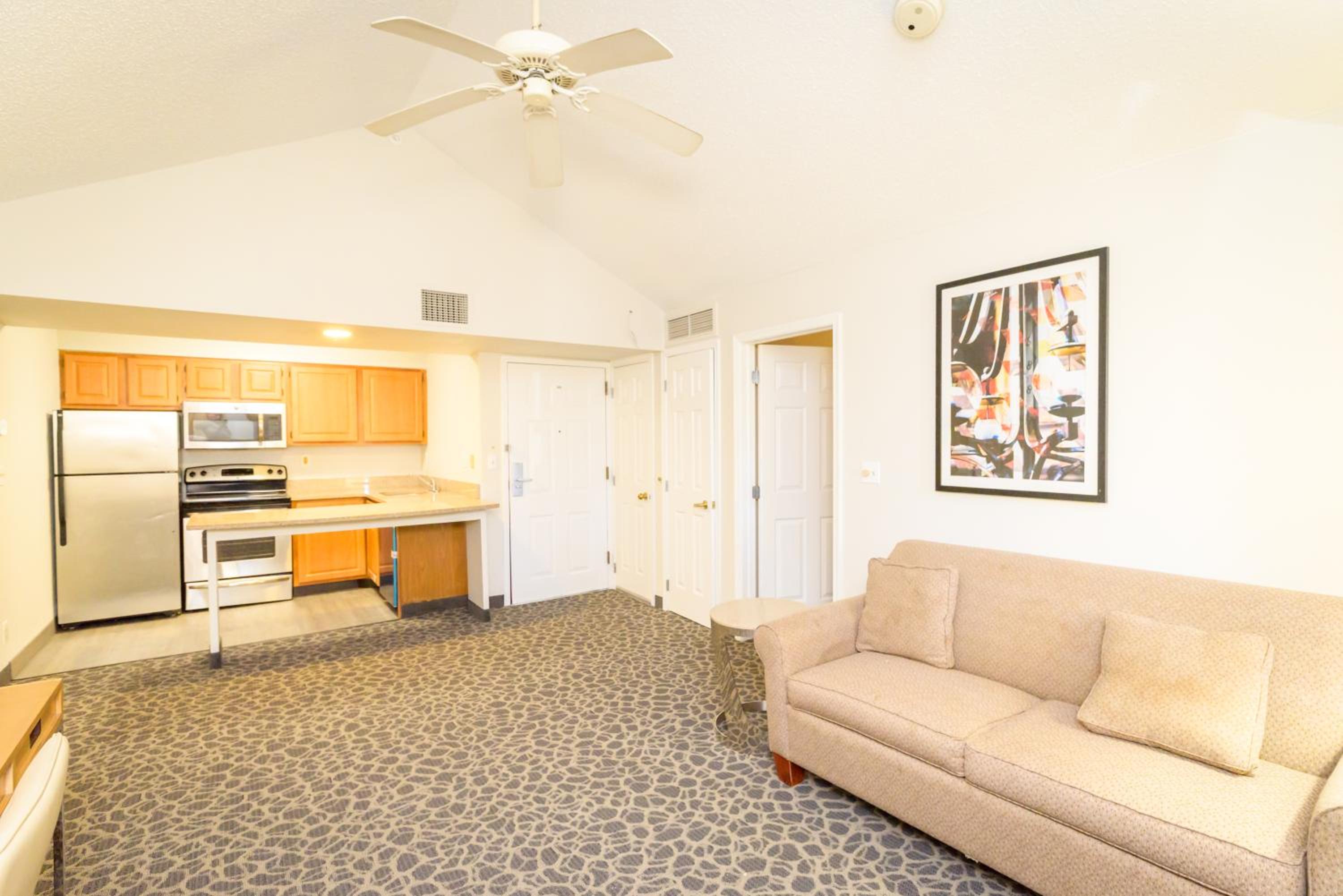 Deluxe Double or Twin Room - Photo 9