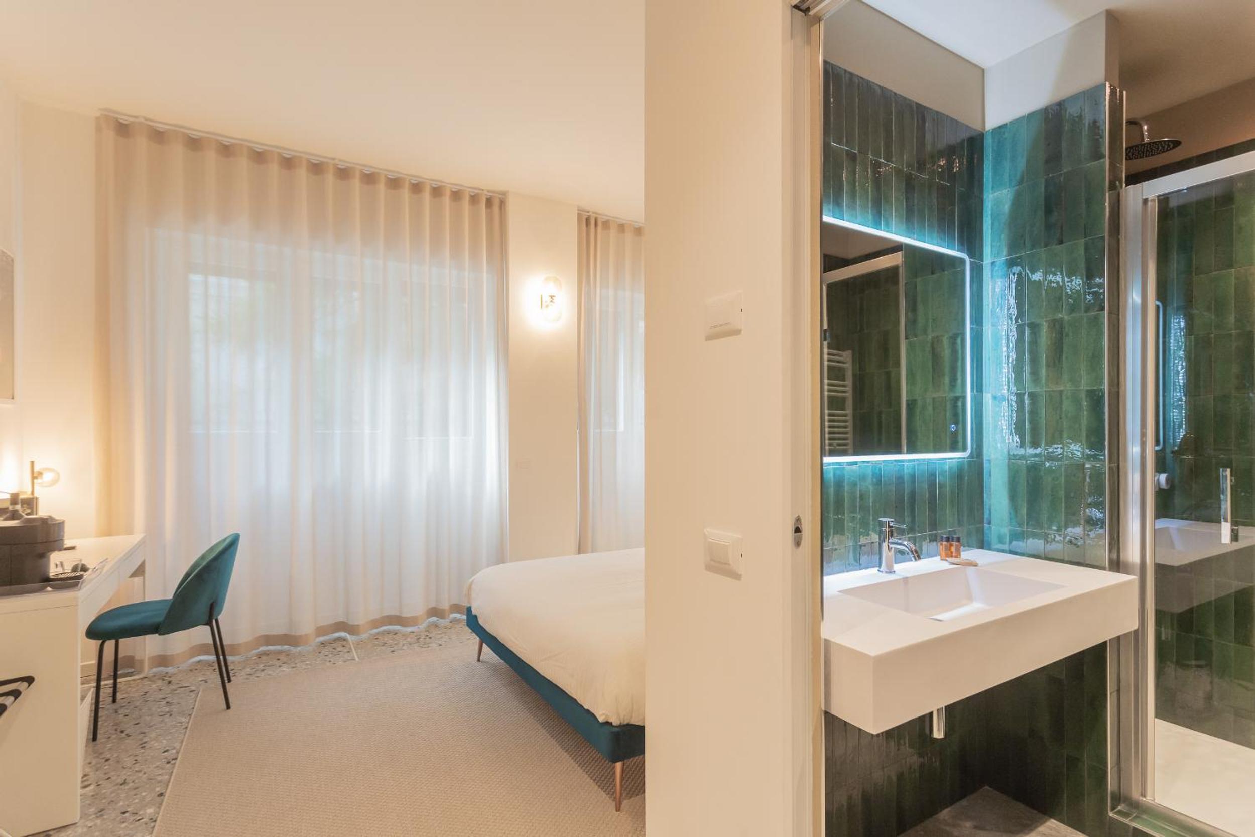 Apartment with Private Bathroom