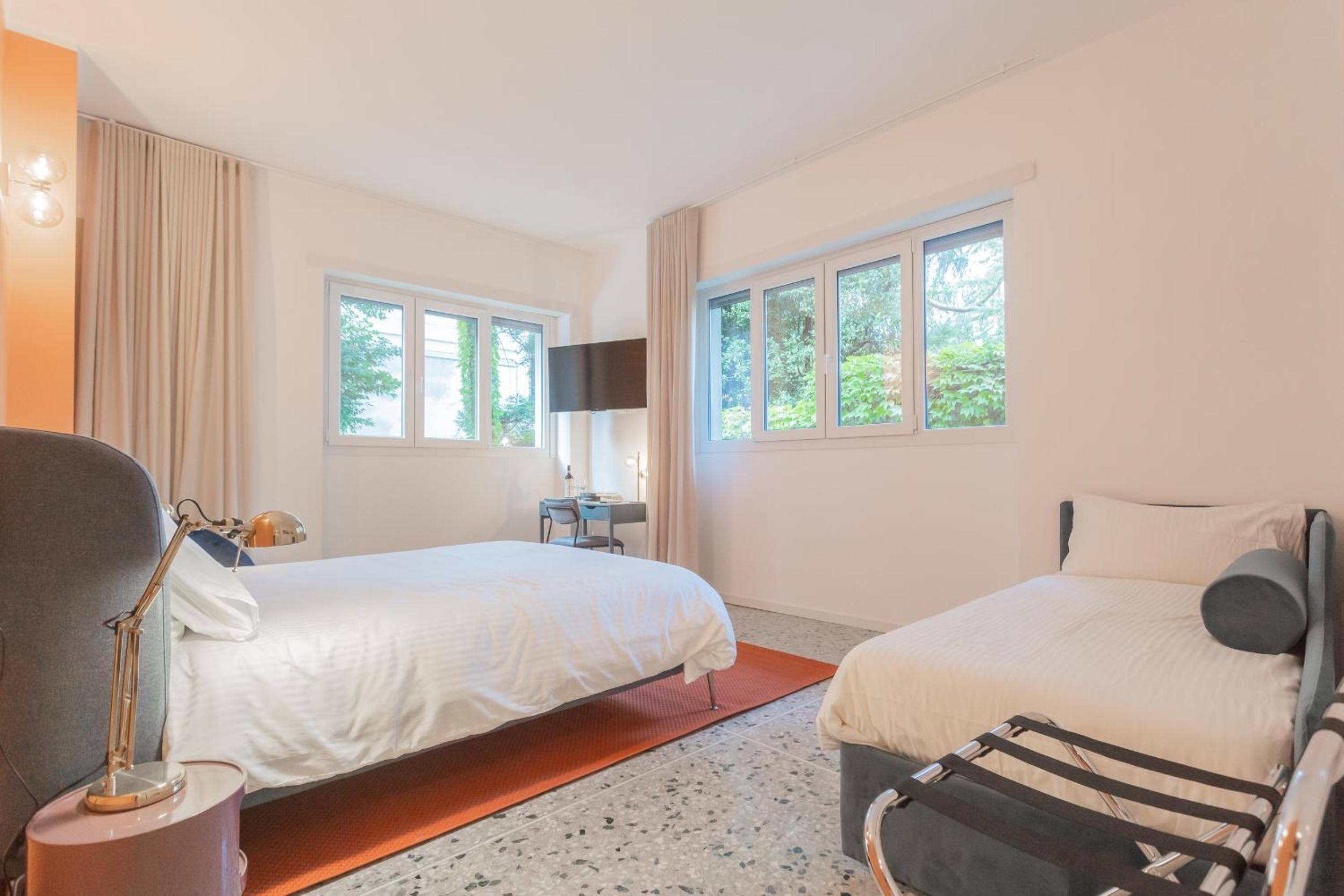 Apartment with Private Bathroom