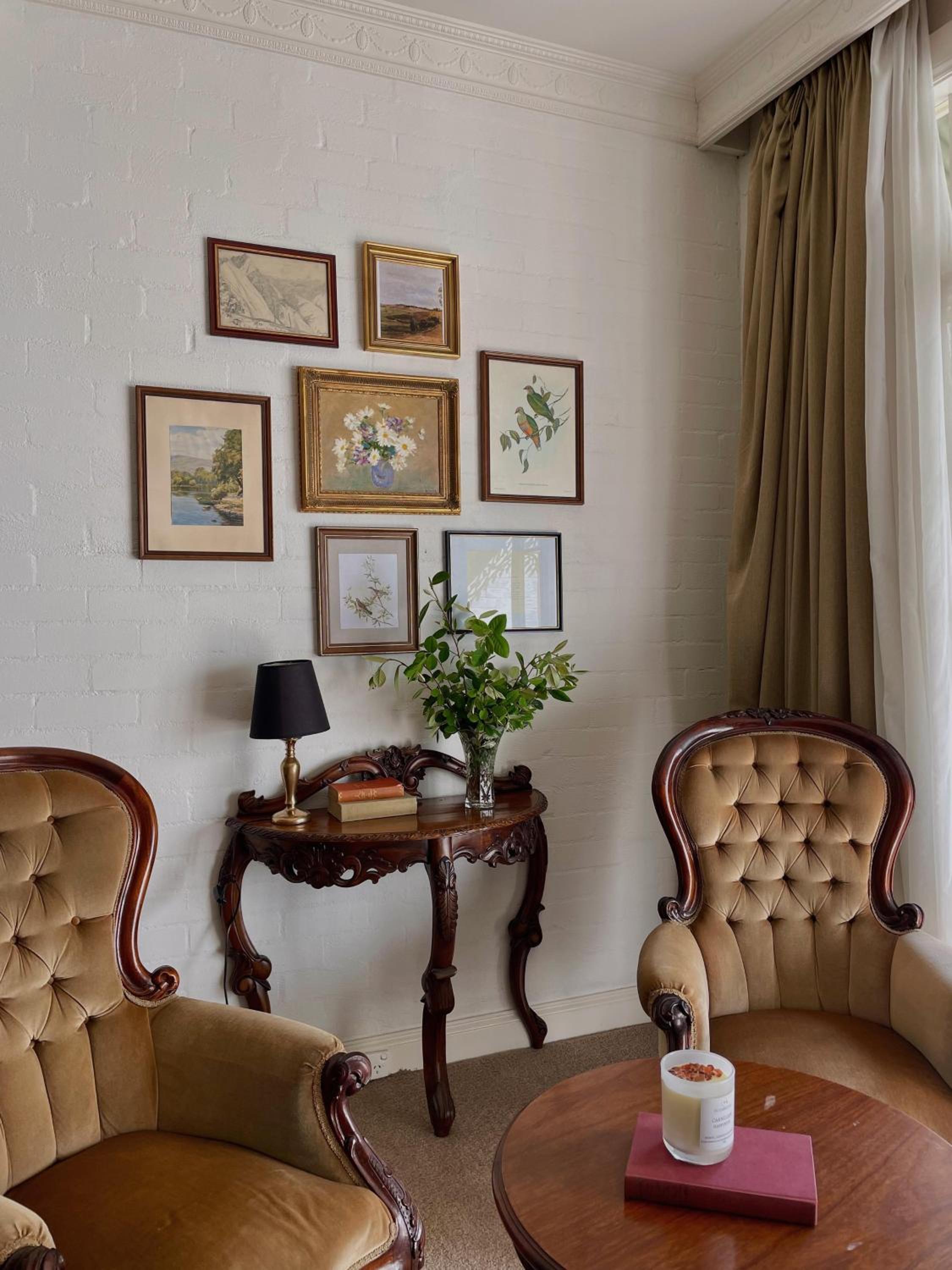 King Suite - Photo 2